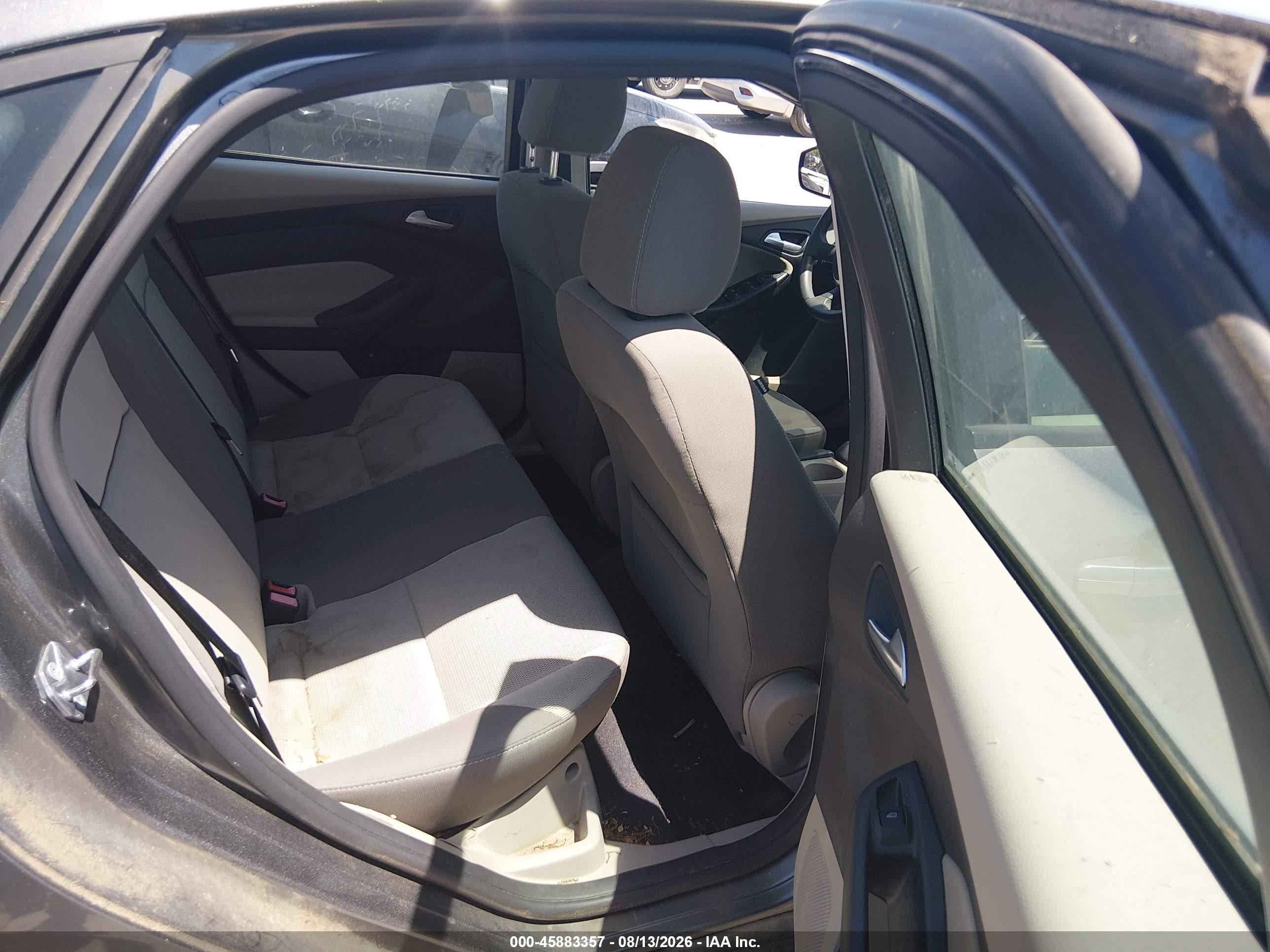 2014 Ford Focus Se Серый vin: 1FADP3F22EL460134