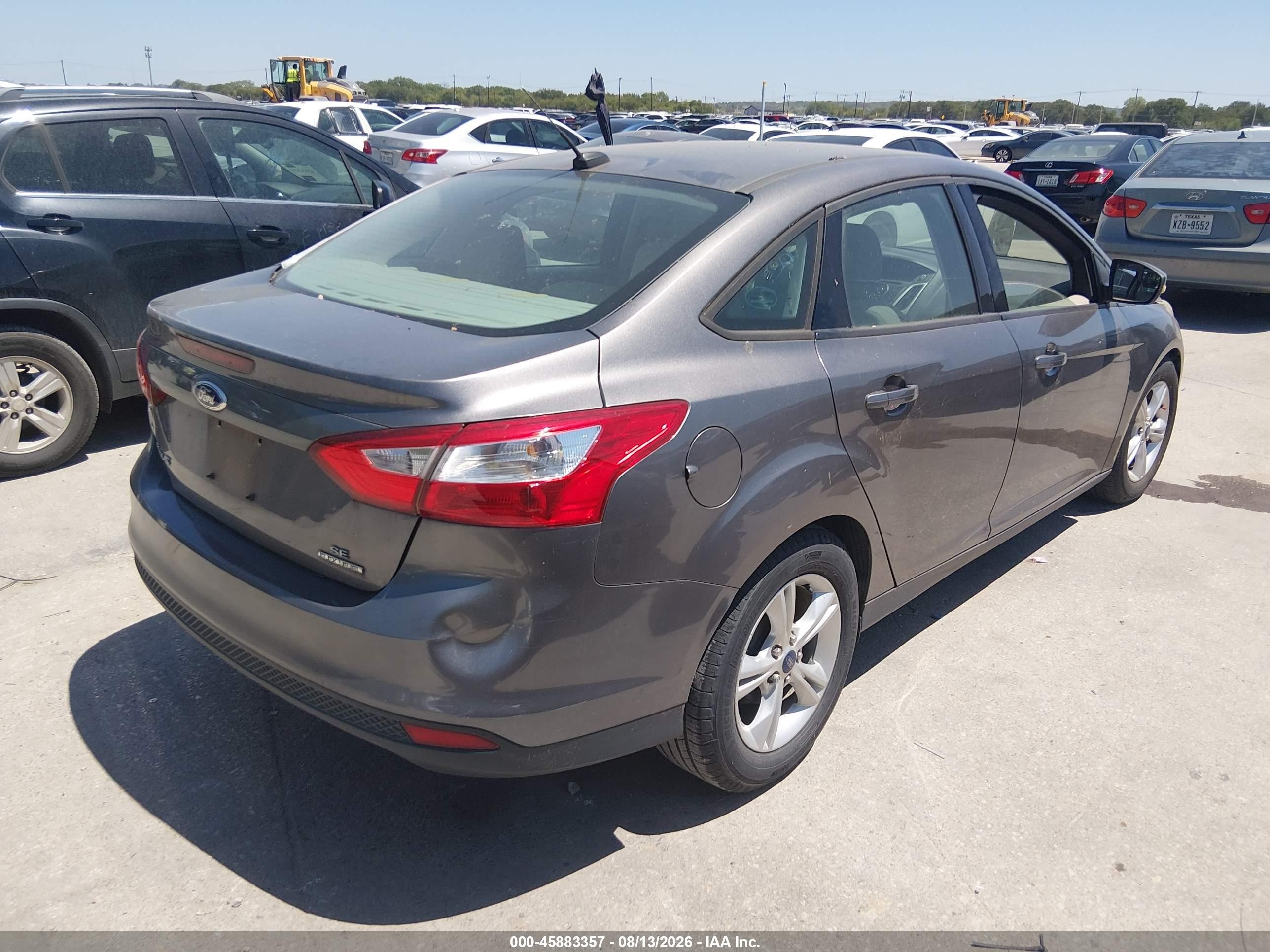 2014 Ford Focus Se Серый vin: 1FADP3F22EL460134
