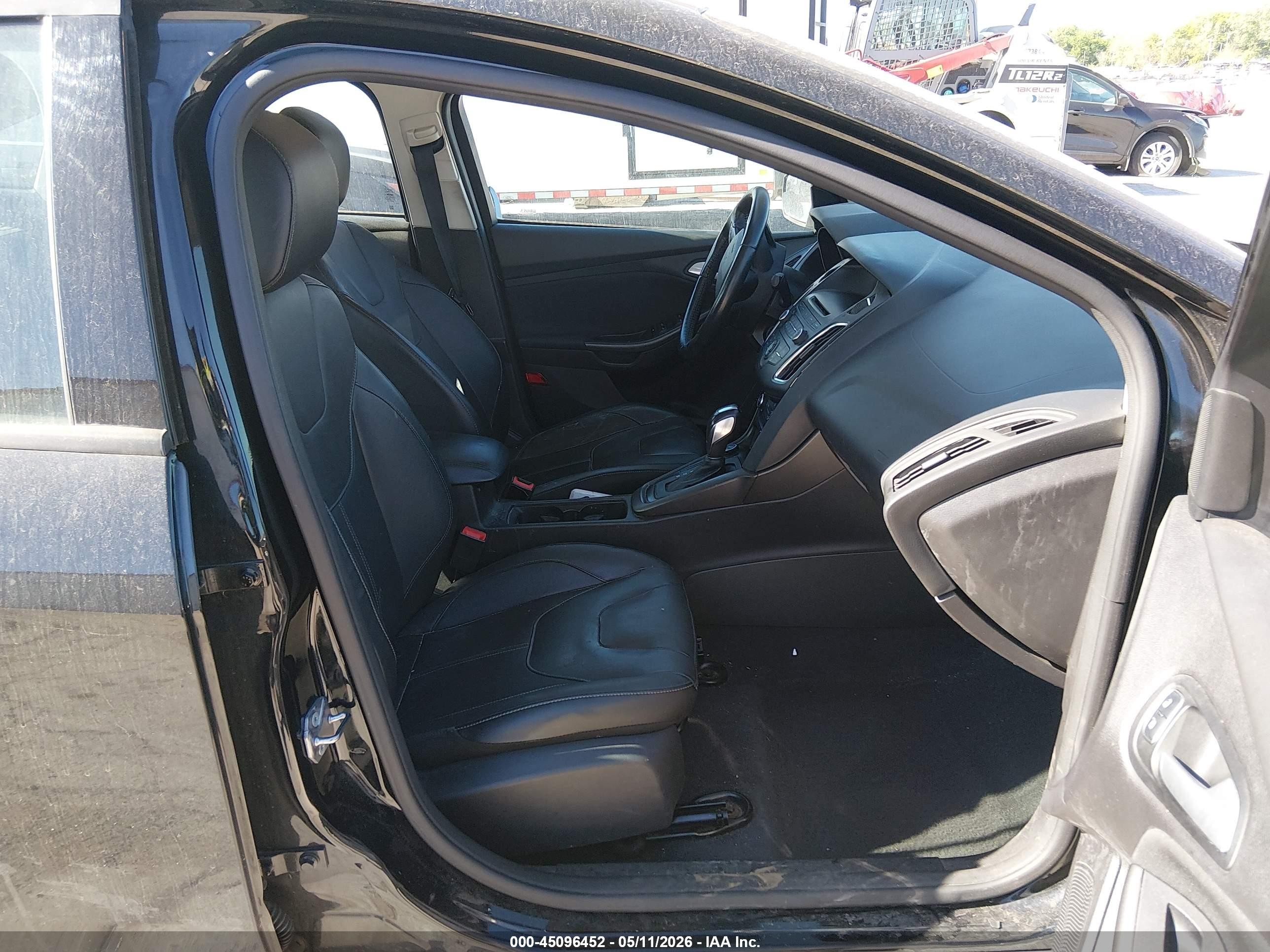 2015 Ford Focus Se Black vin: 1FADP3F22FL200804