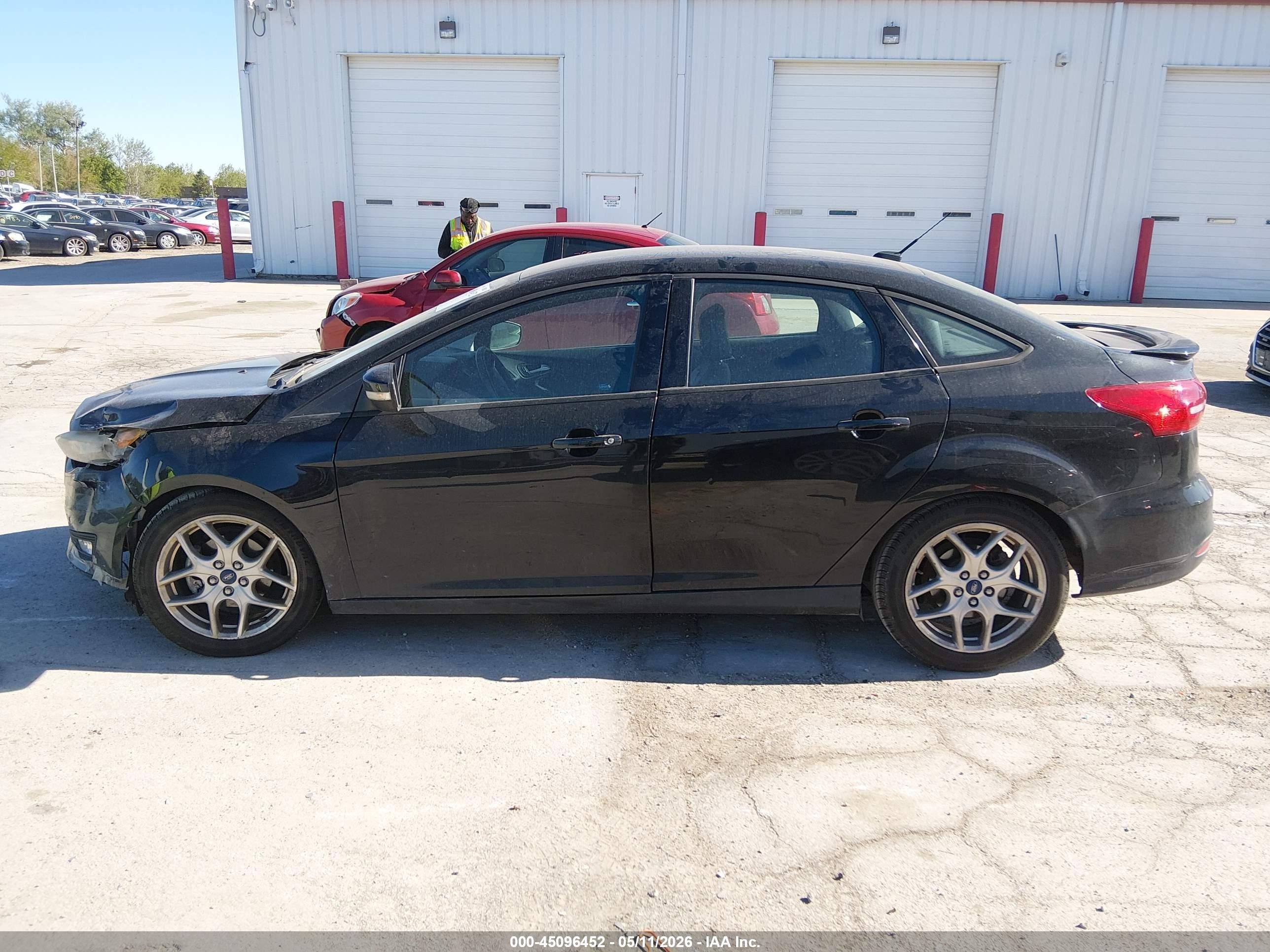 2015 Ford Focus Se Black vin: 1FADP3F22FL200804