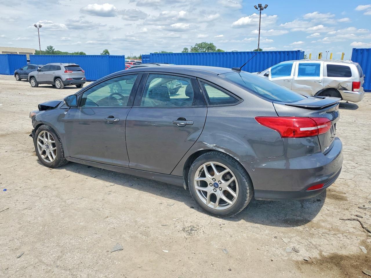 2015 Ford Focus Se Gray vin: 1FADP3F22FL200950