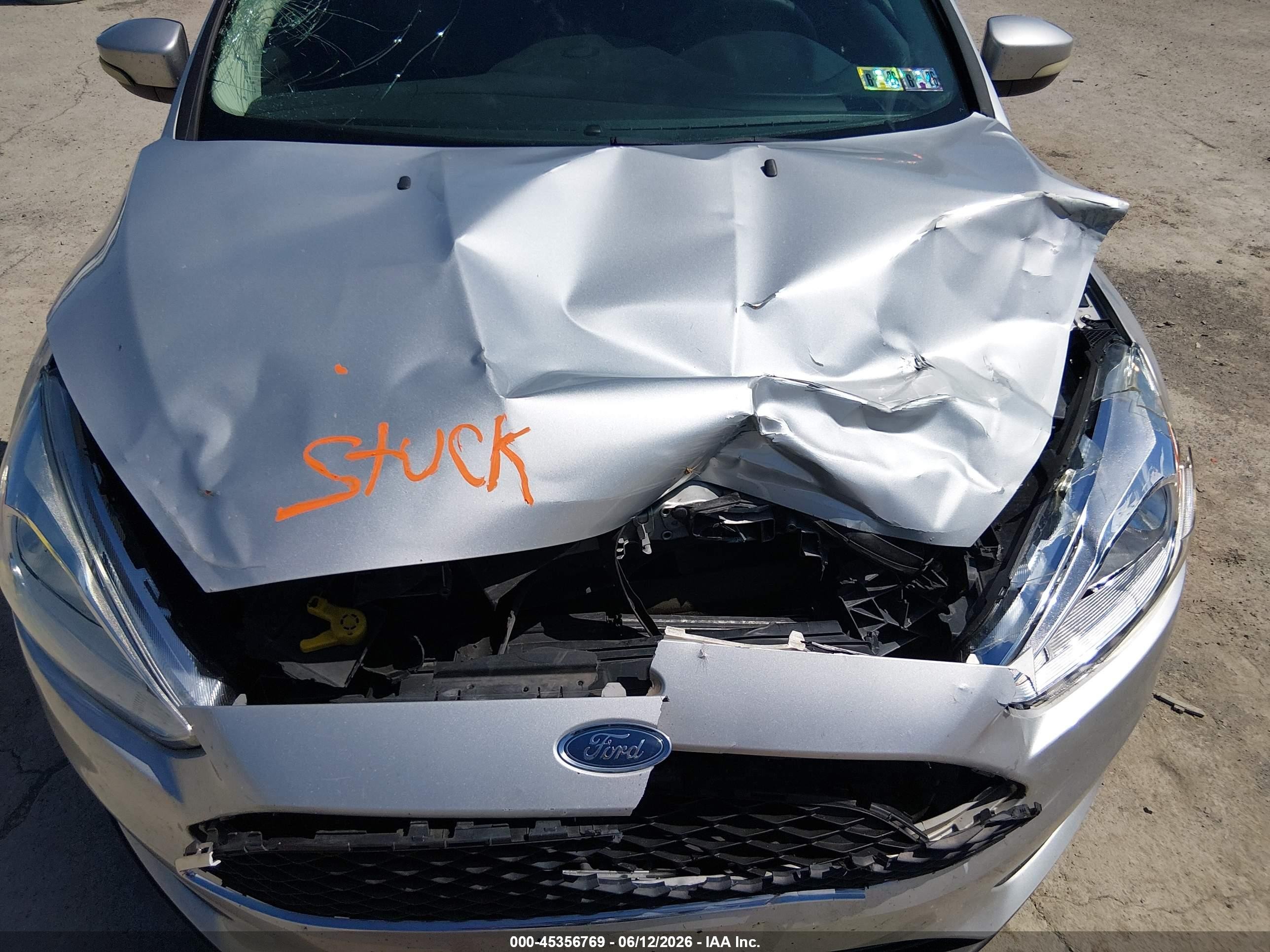 2015 Ford Focus Se Silver vin: 1FADP3F22FL203170