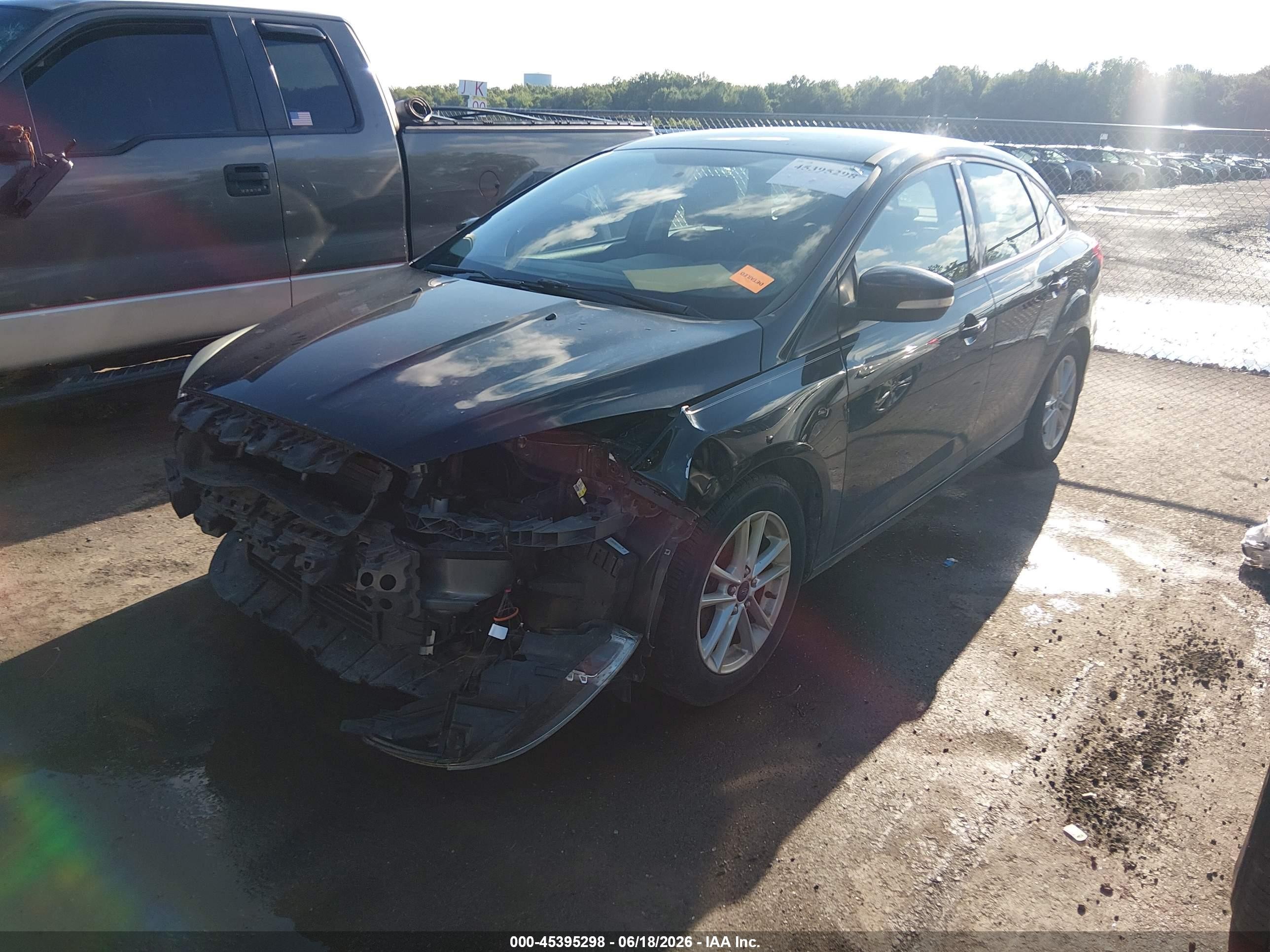 2015 Ford Focus Se Black vin: 1FADP3F22FL210166