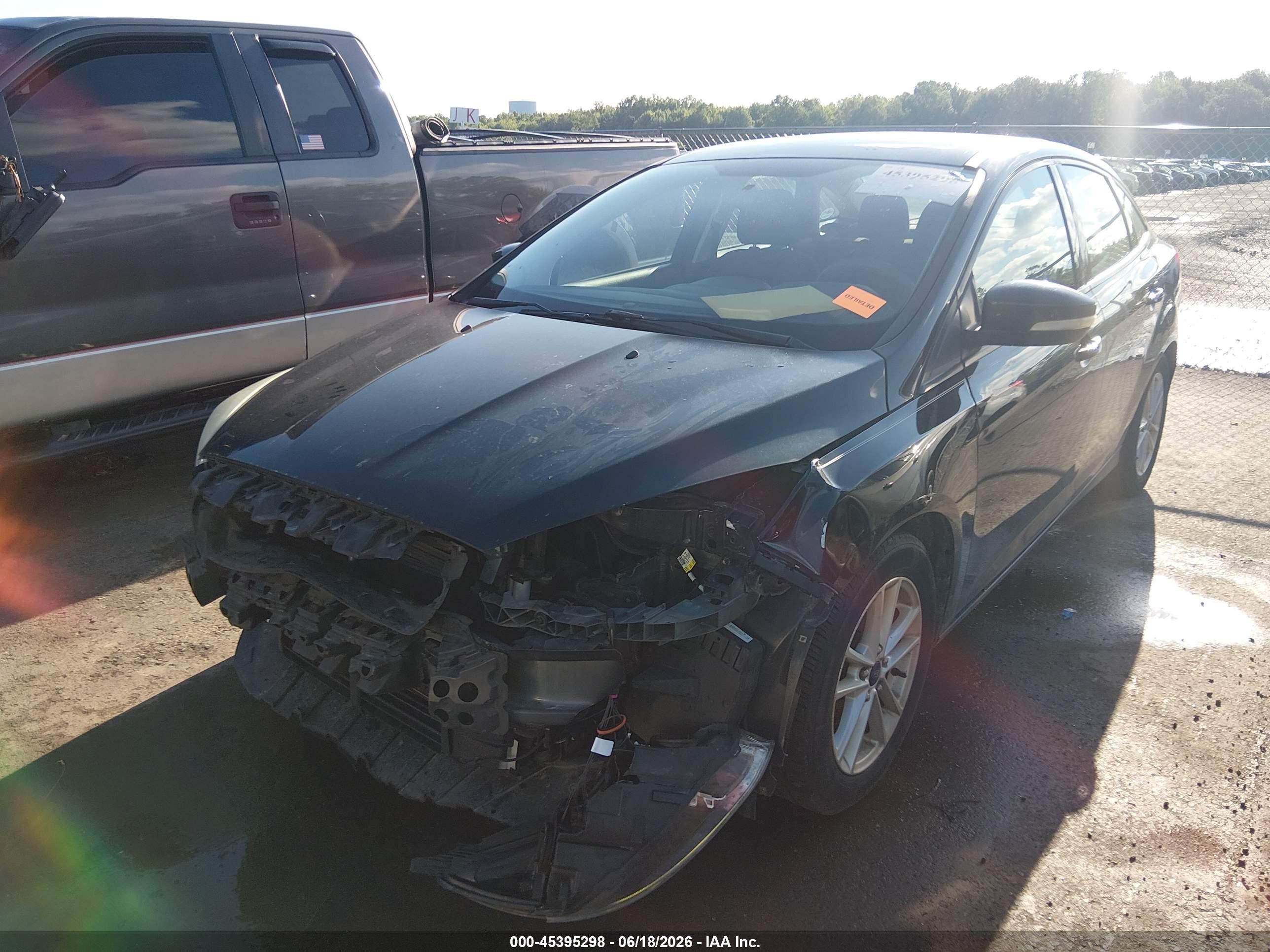 2015 Ford Focus Se Black vin: 1FADP3F22FL210166