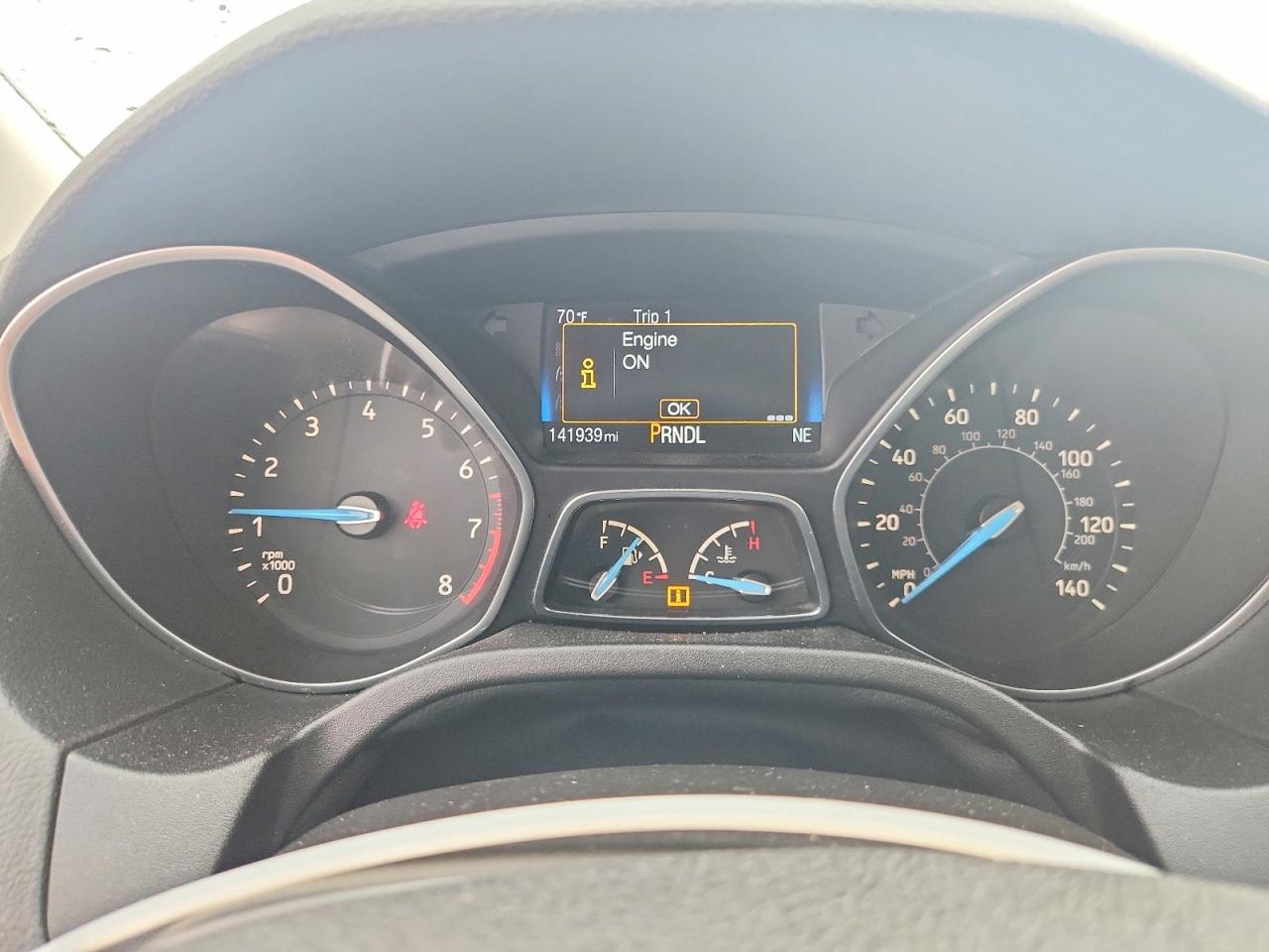 2015 Ford Focus Se Gray vin: 1FADP3F22FL216663