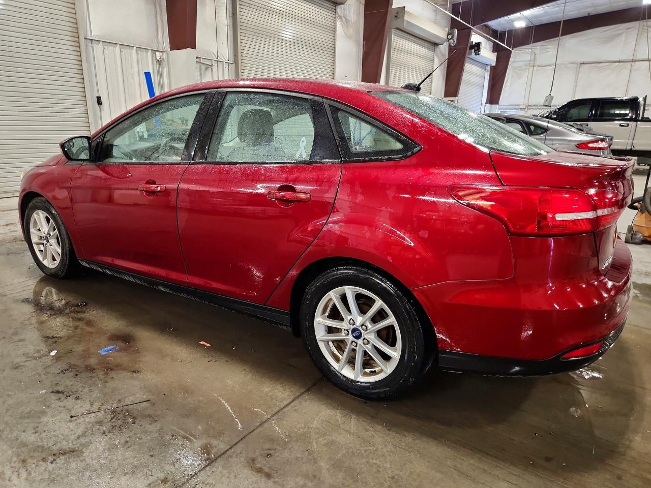 2015 Ford Focus Se Maroon vin: 1FADP3F22FL255995