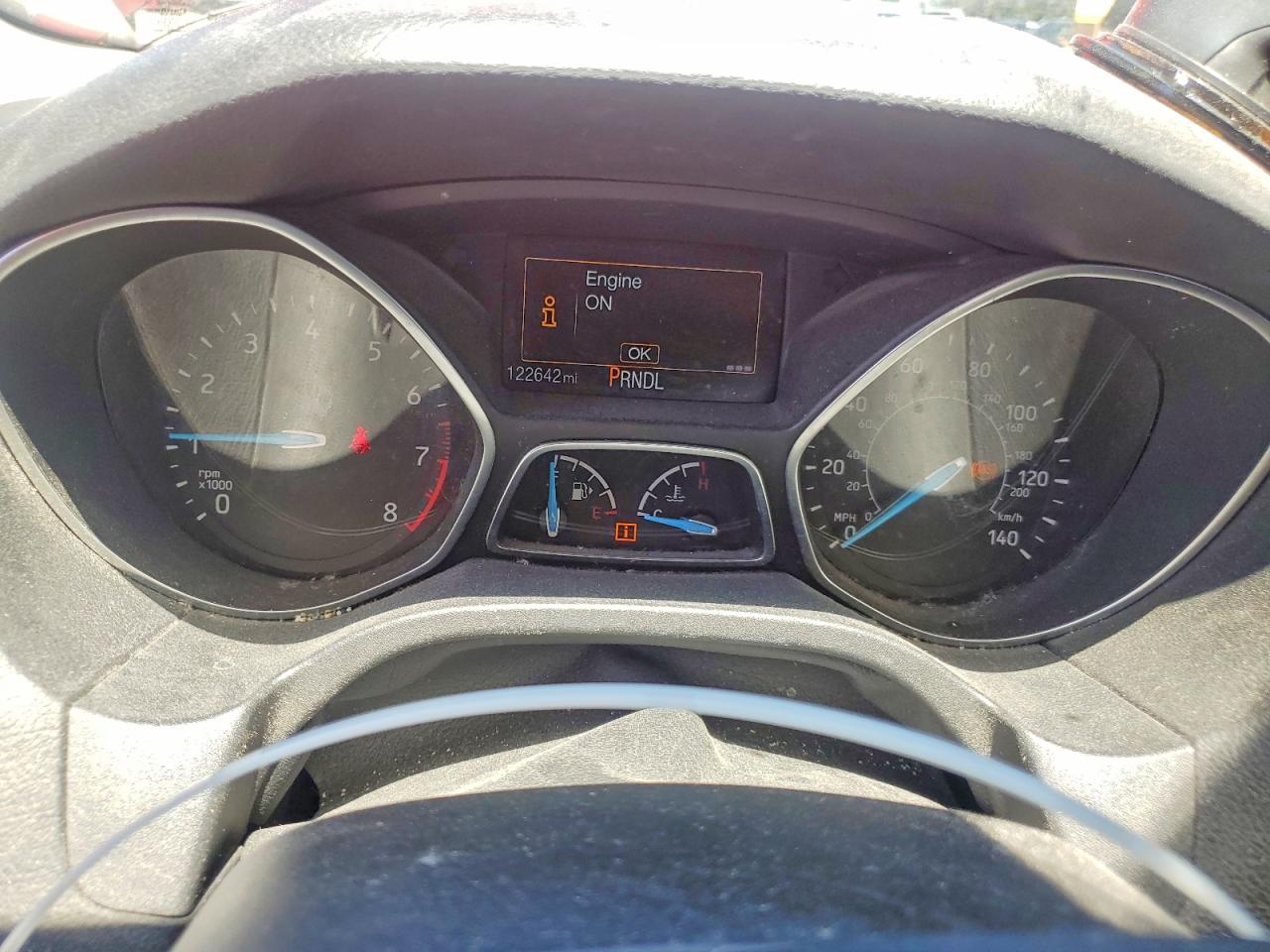 2015 Ford Focus Se Red vin: 1FADP3F22FL281142
