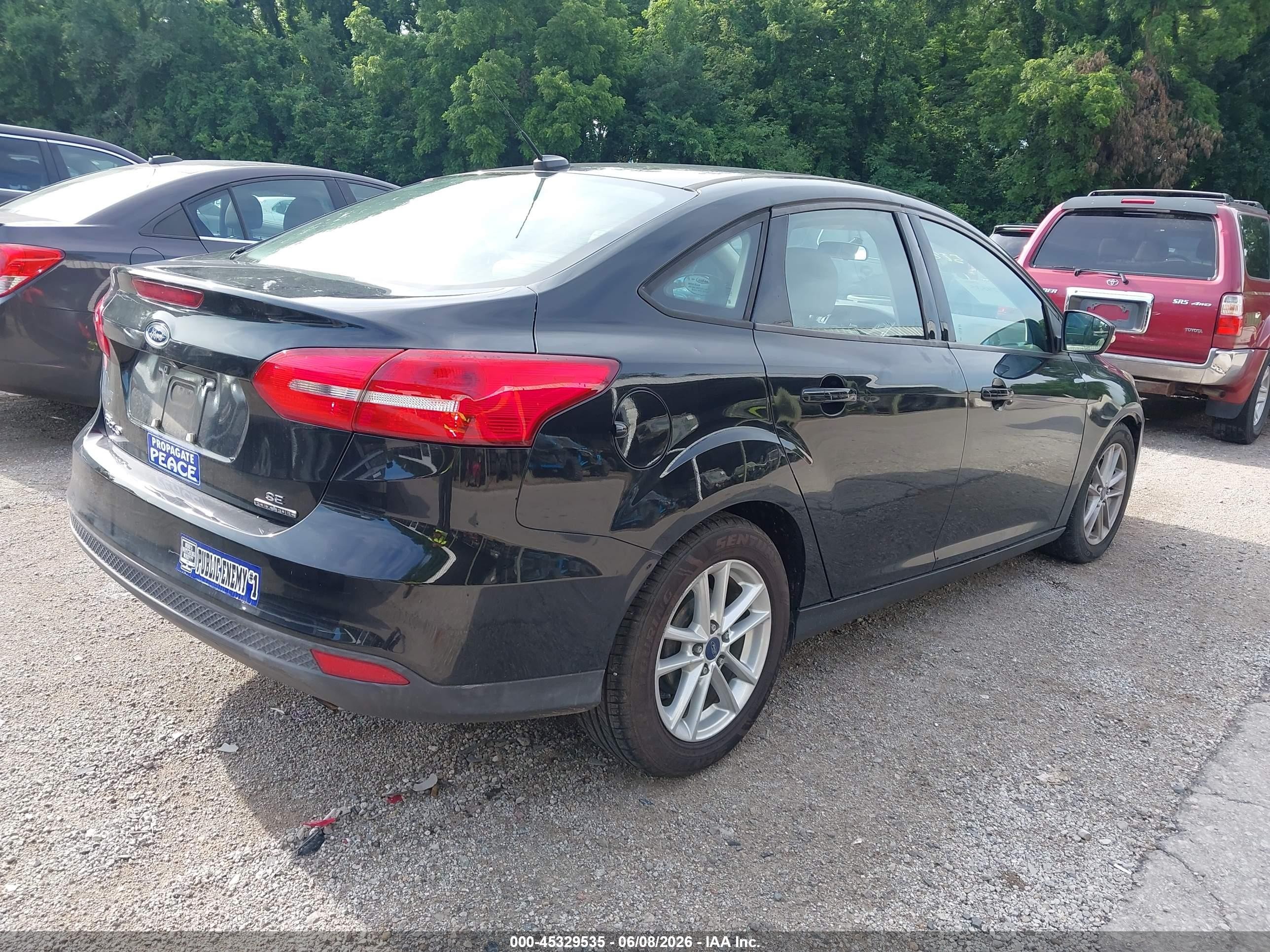 2015 Ford Focus Se Black vin: 1FADP3F22FL295512