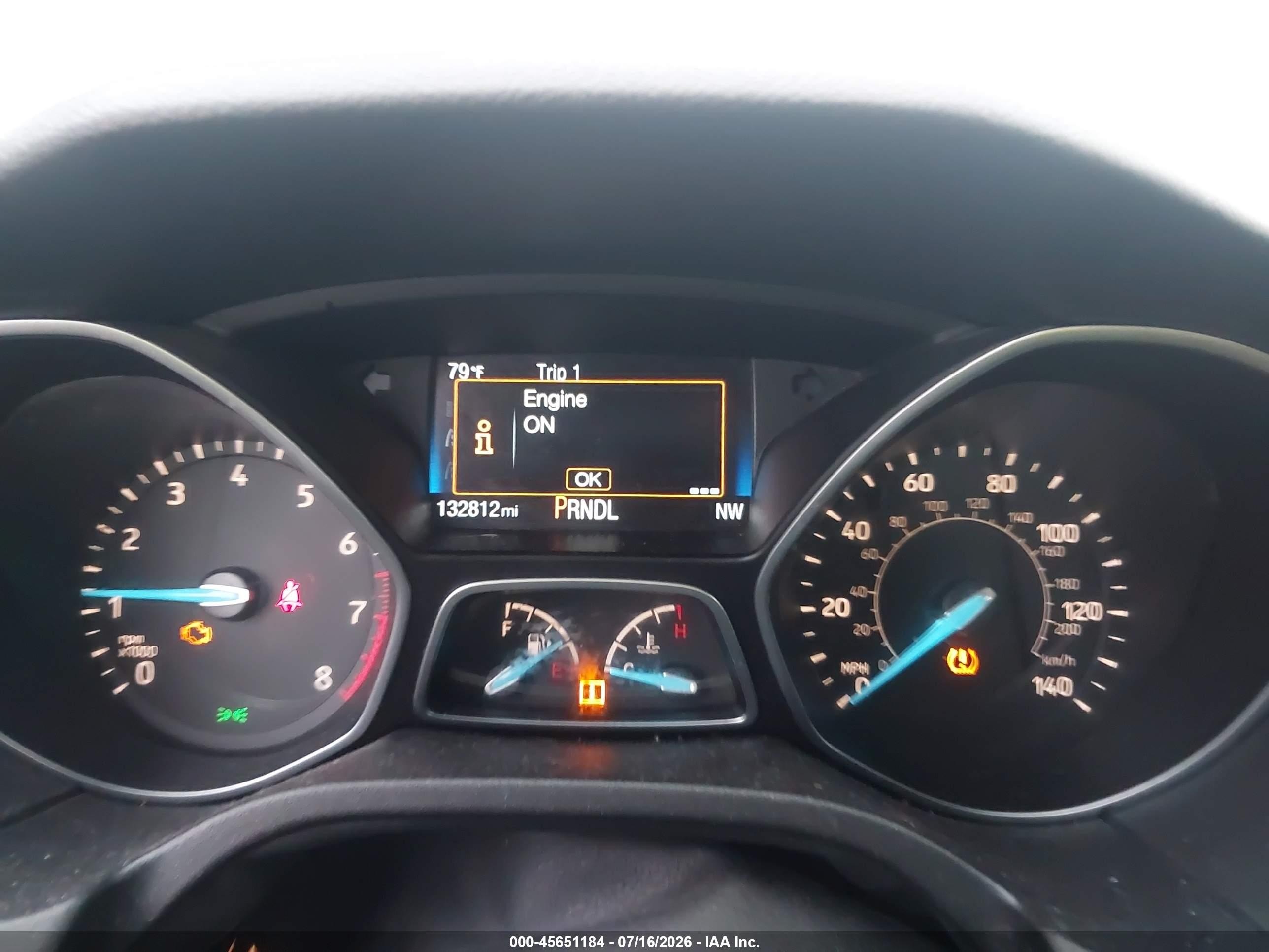 2015 Ford Focus Se Серебряный vin: 1FADP3F22FL325611