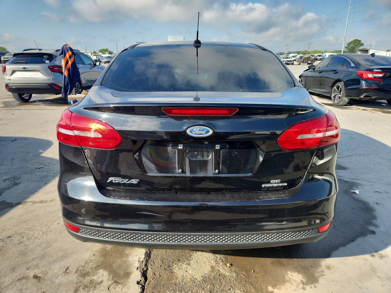 2015 Ford Focus Se Black vin: 1FADP3F22FL340920