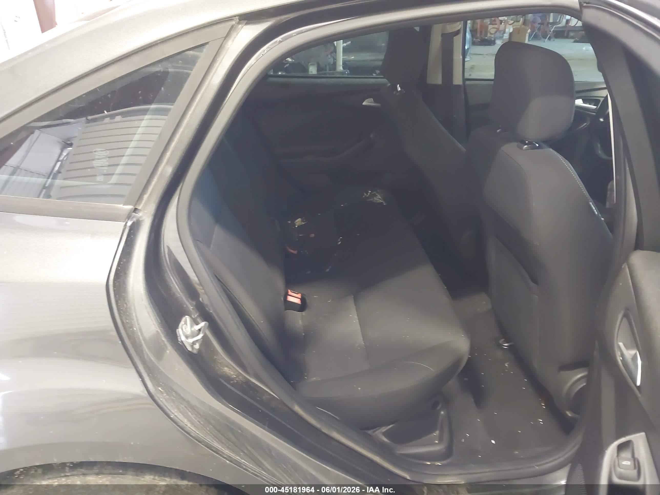 2015 Ford Focus Se Gray vin: 1FADP3F22FL342456