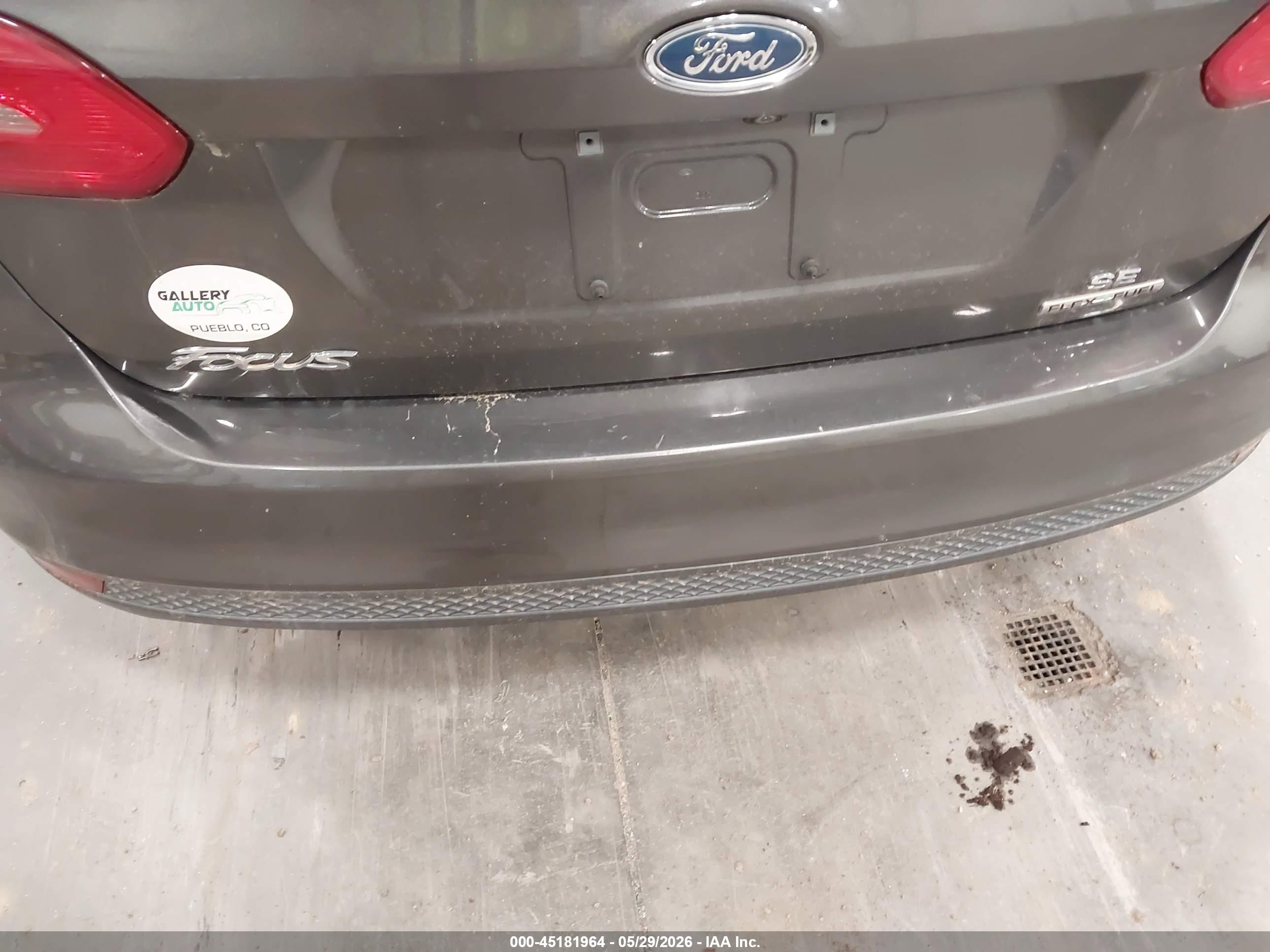 2015 Ford Focus Se Gray vin: 1FADP3F22FL342456