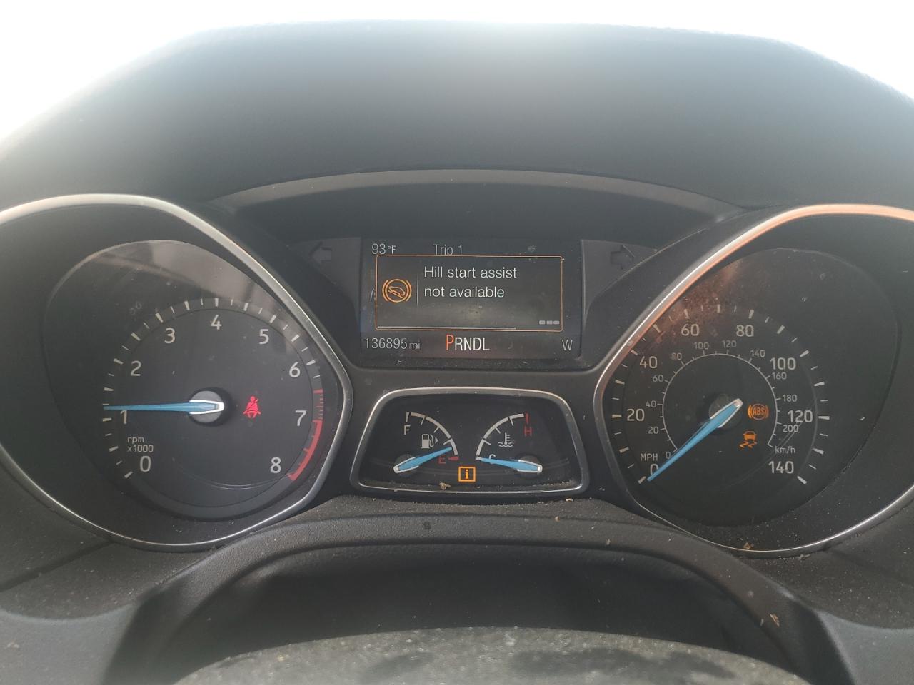 2015 Ford Focus Se White vin: 1FADP3F22FL342506