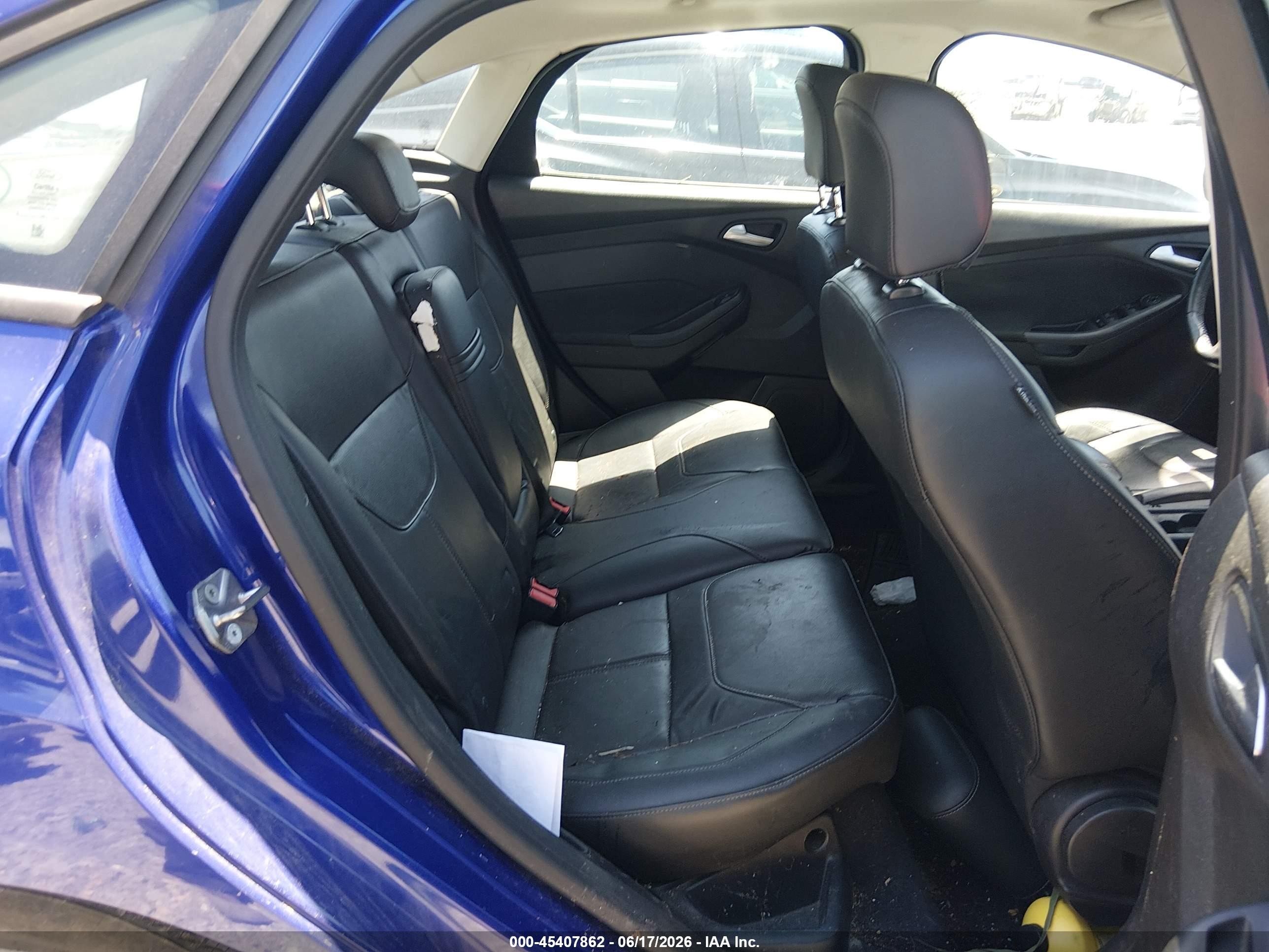 2015 Ford Focus Se Синий vin: 1FADP3F22FL346524