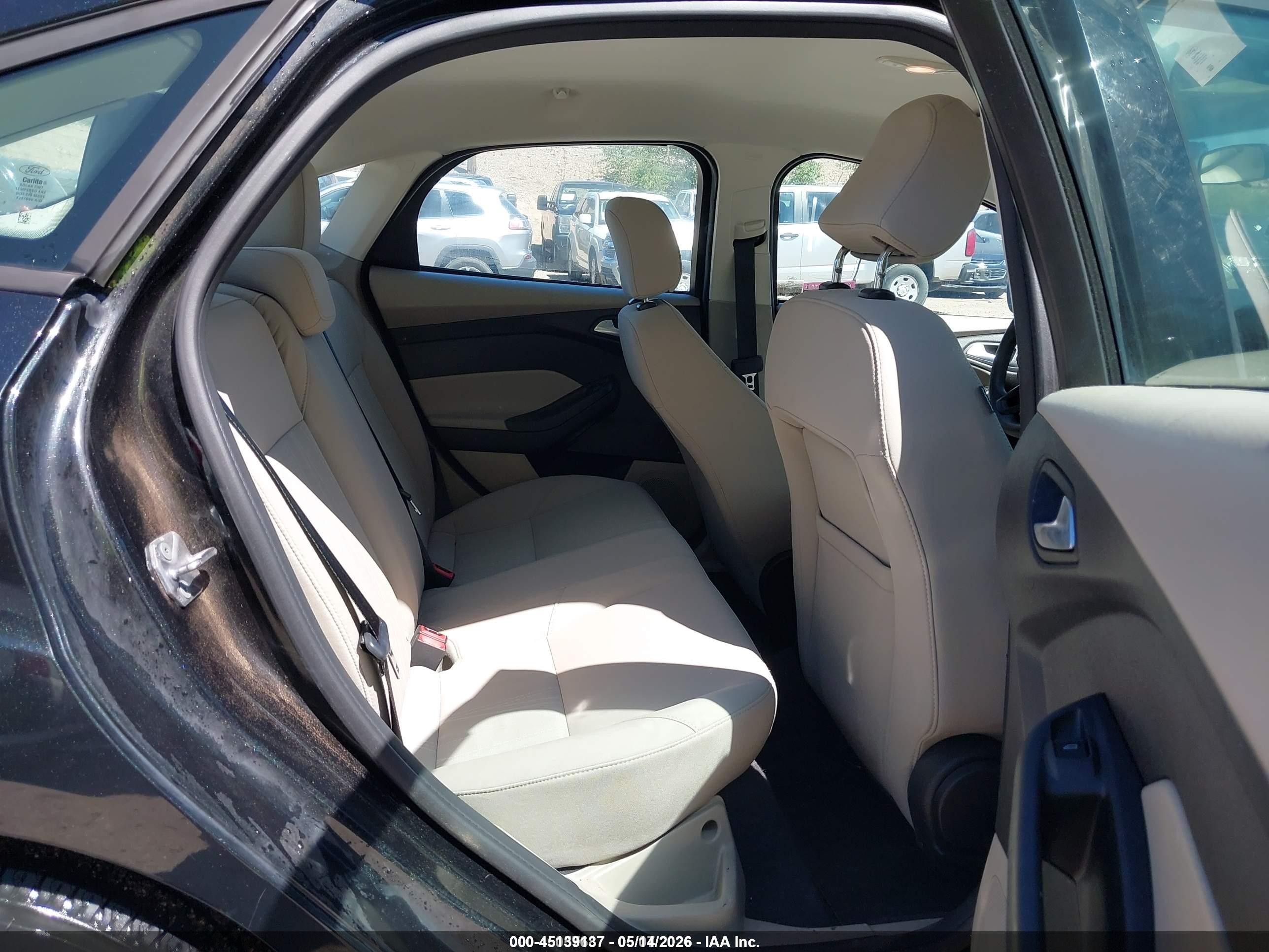 2015 Ford Focus Se Black vin: 1FADP3F22FL349875