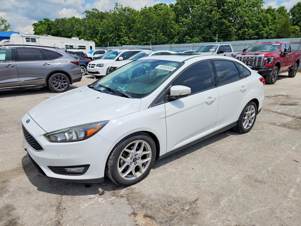 2015 Ford Focus Se White vin: 1FADP3F22FL357345