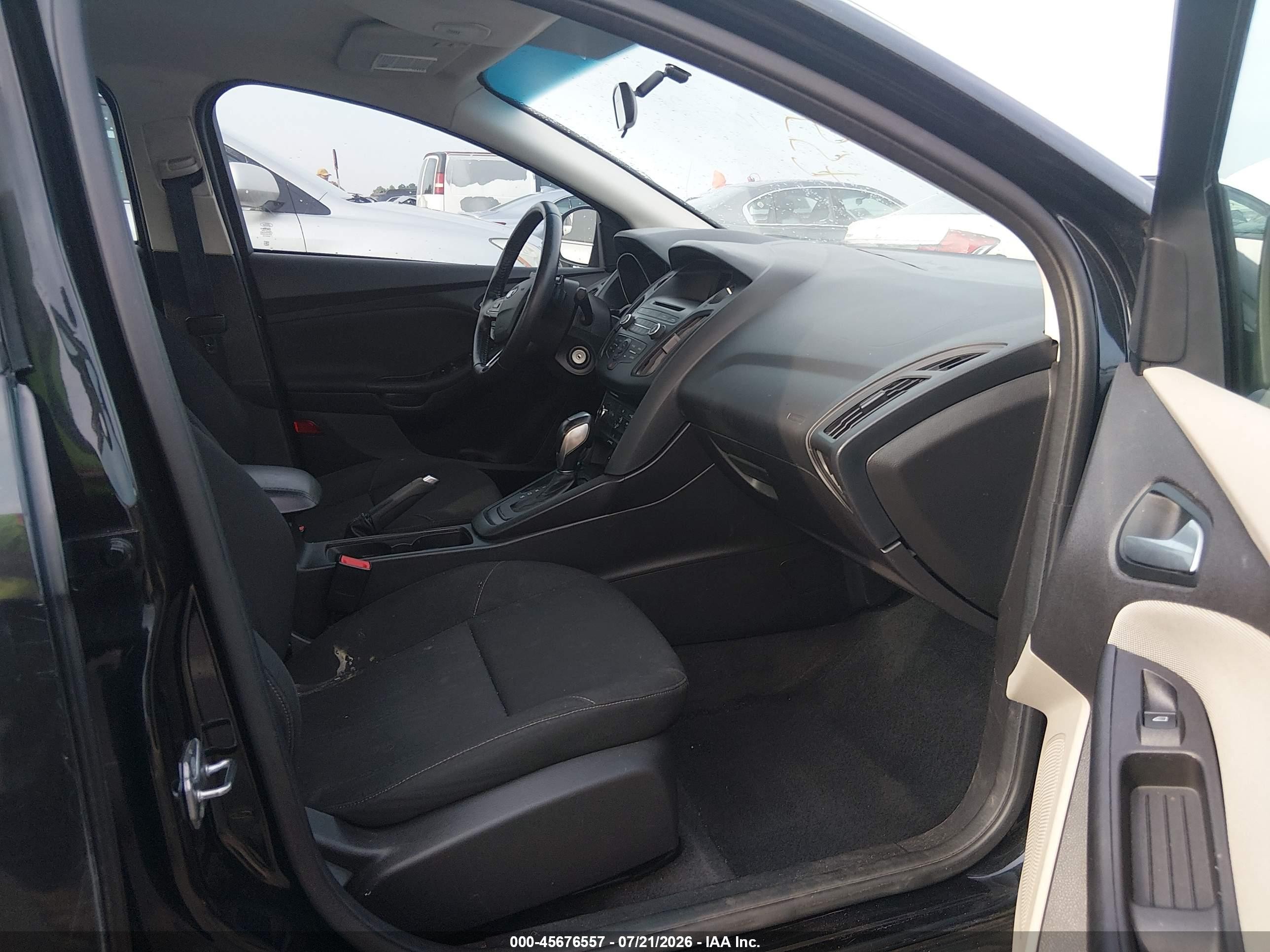 2015 Ford Focus Se Black vin: 1FADP3F22FL360519