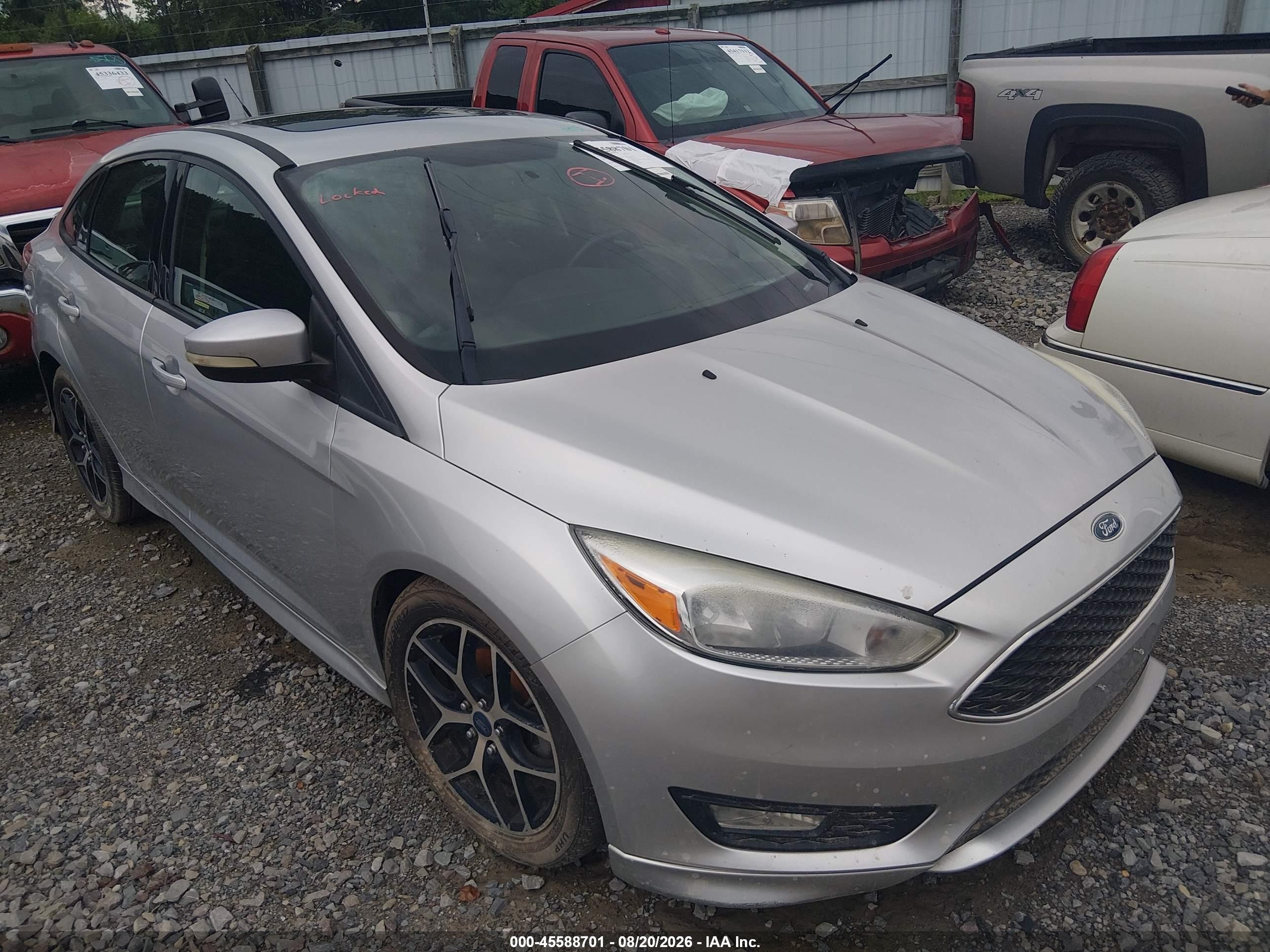 2015 Ford Focus Se Silver vin: 1FADP3F22FL362268