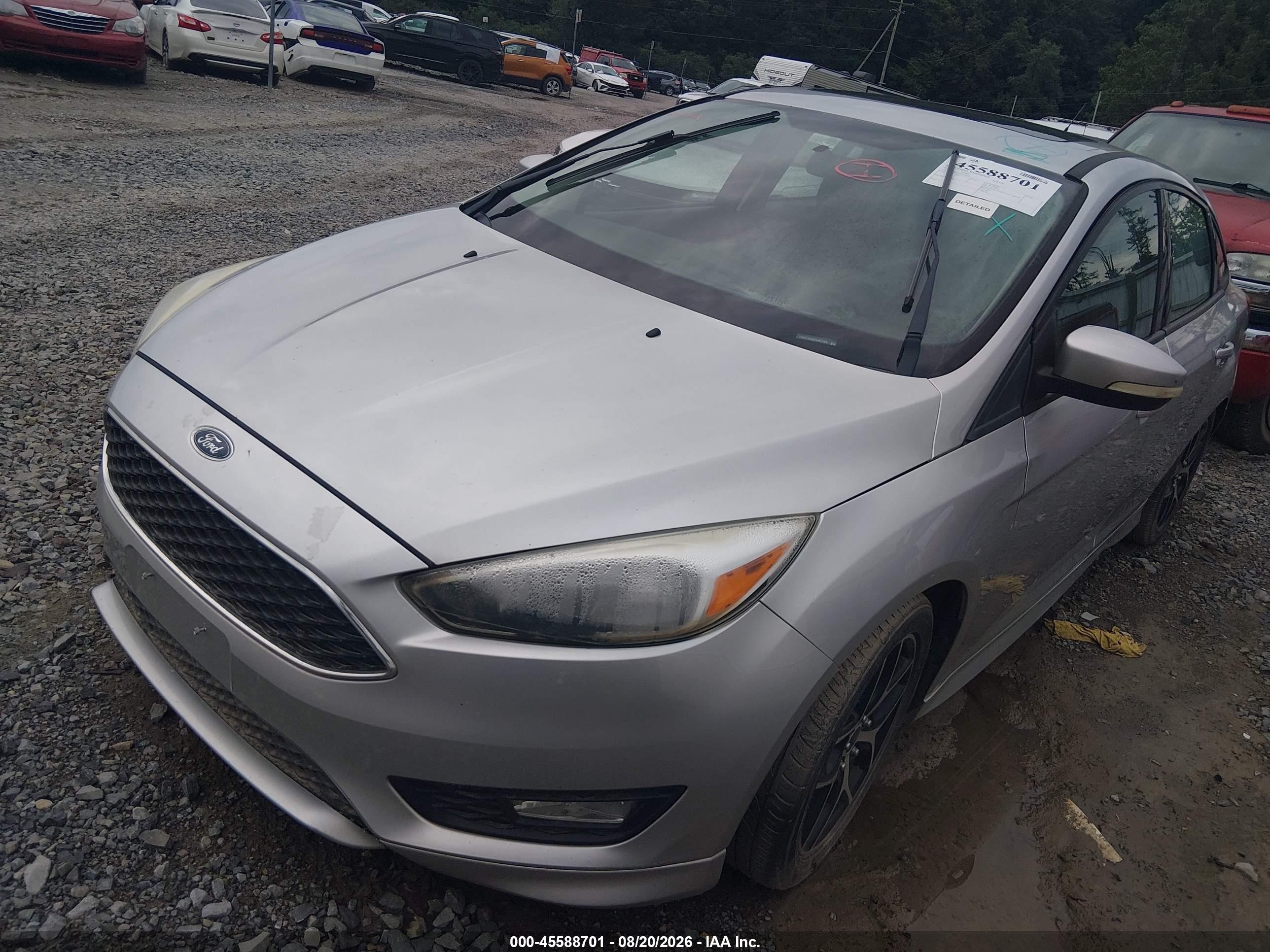 2015 Ford Focus Se Silver vin: 1FADP3F22FL362268