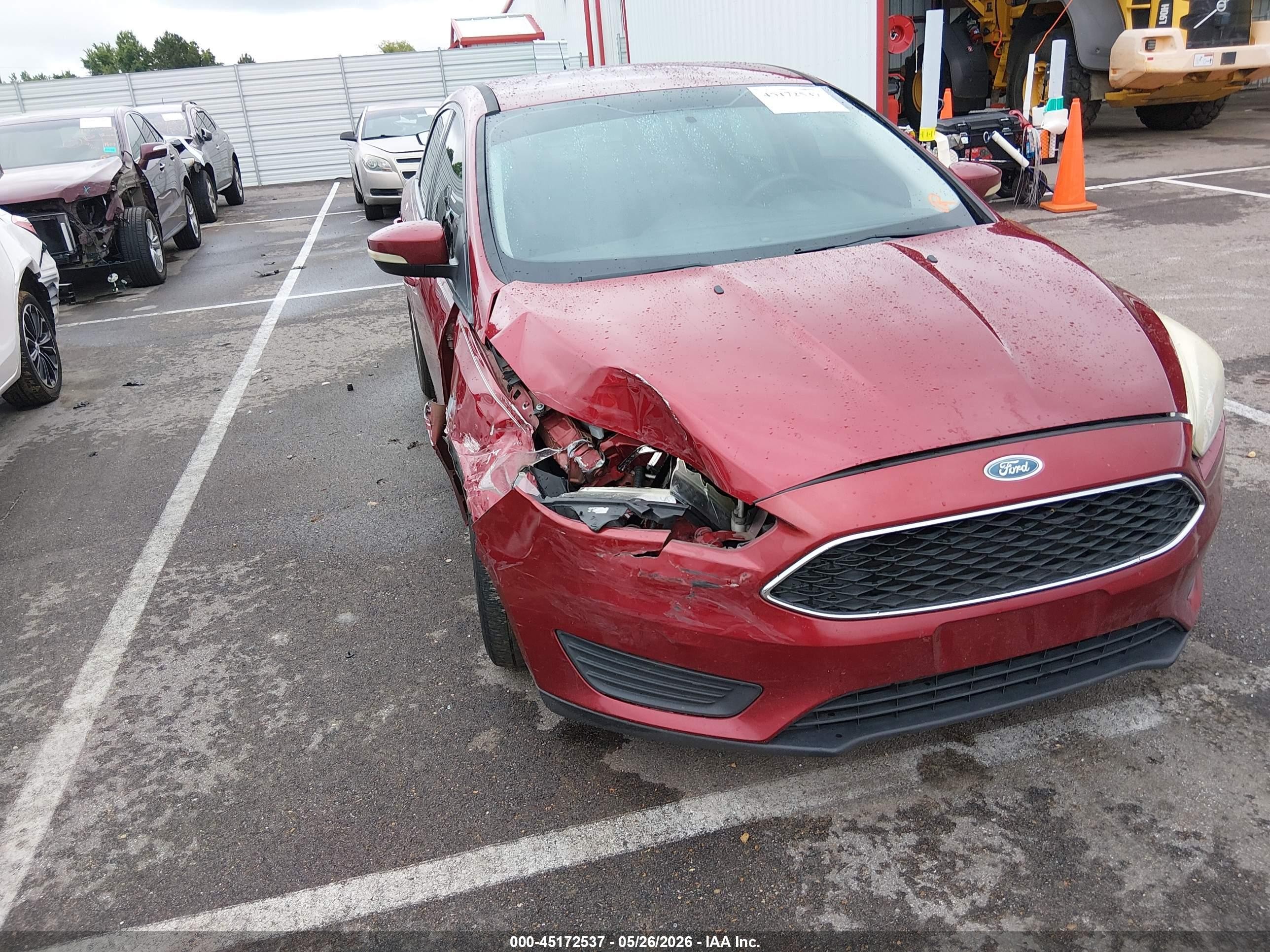 2015 Ford Focus Se Красный vin: 1FADP3F22FL365333
