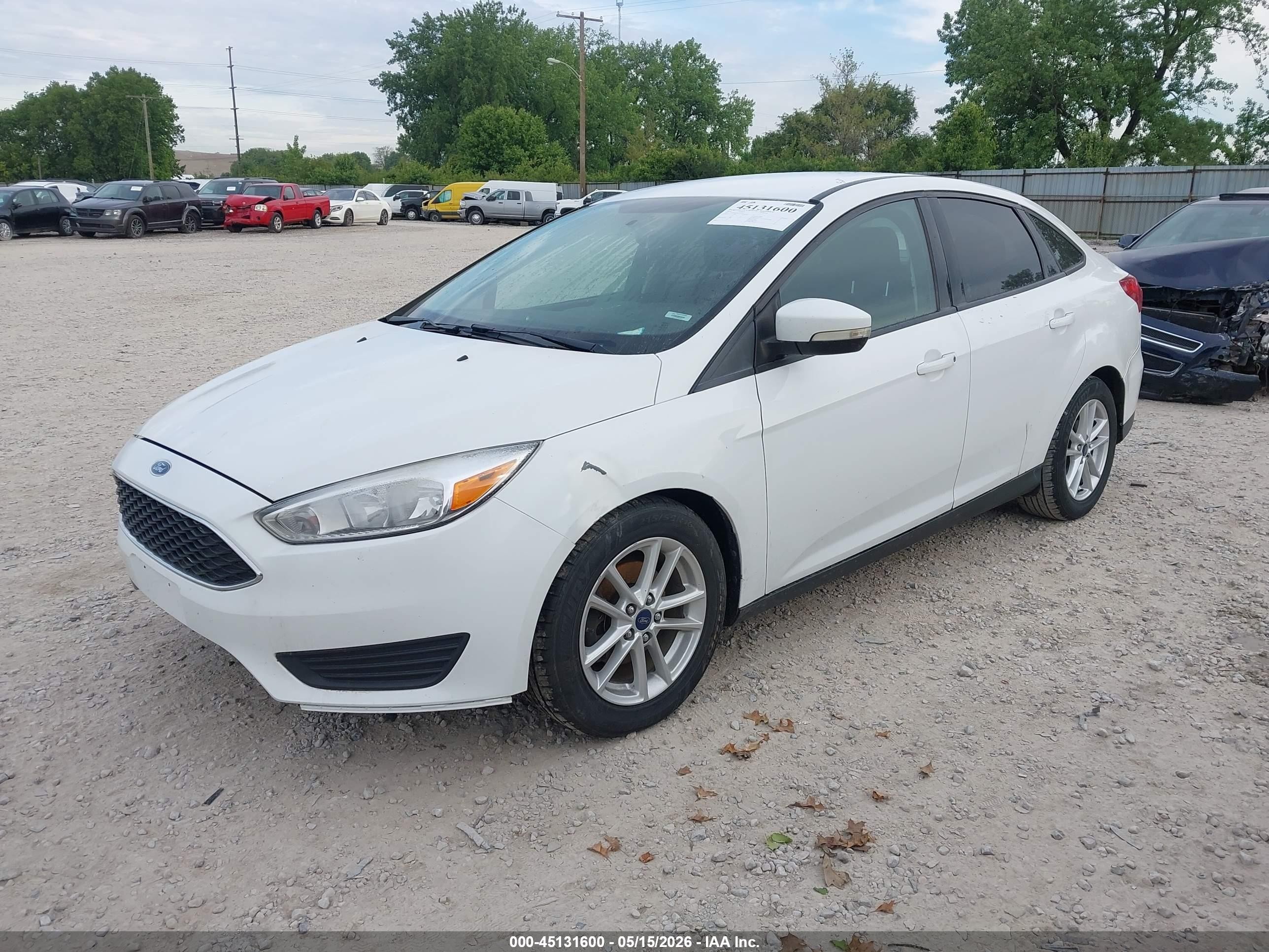 2015 Ford Focus Se White vin: 1FADP3F22FL373836