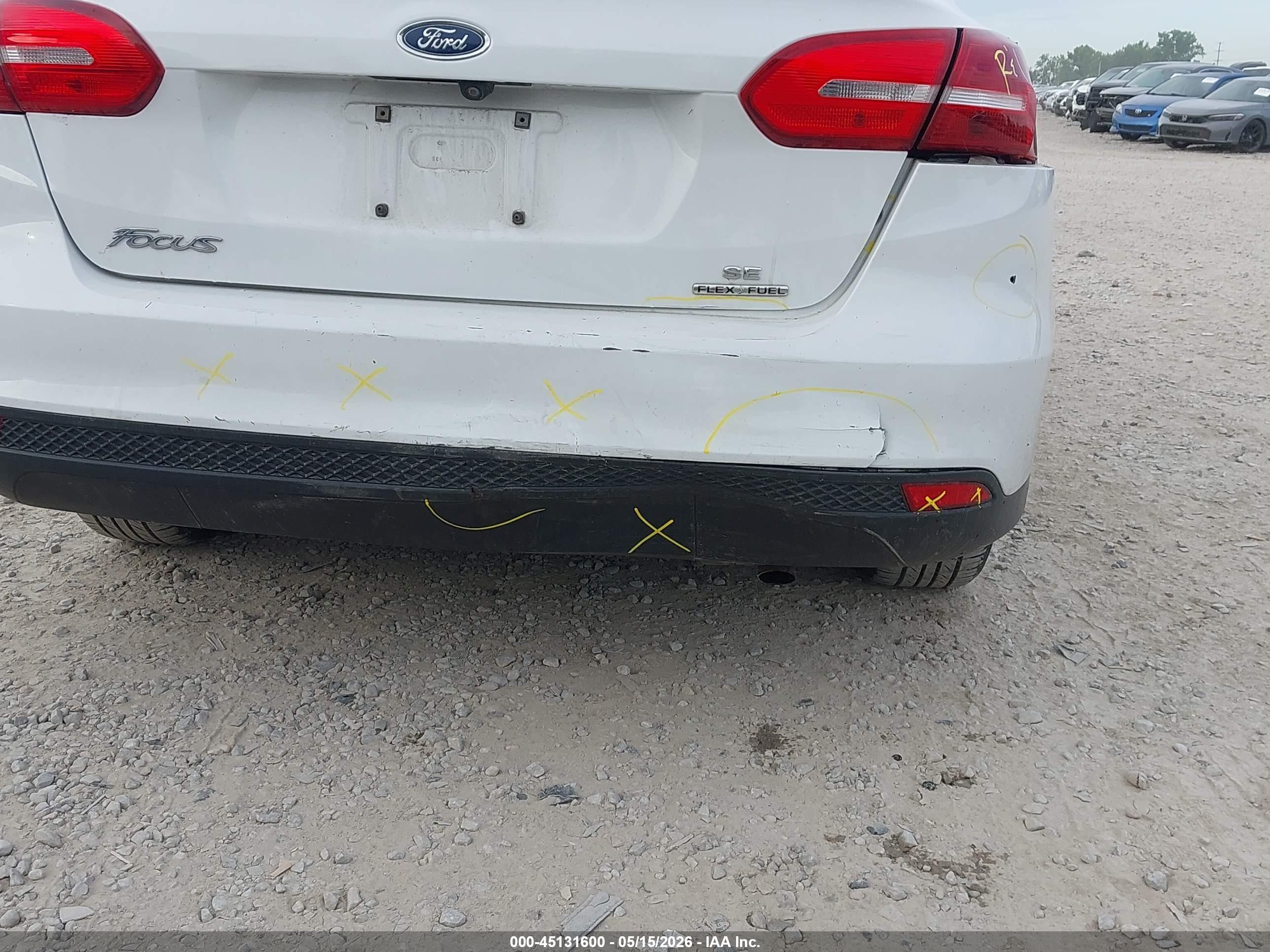 2015 Ford Focus Se White vin: 1FADP3F22FL373836