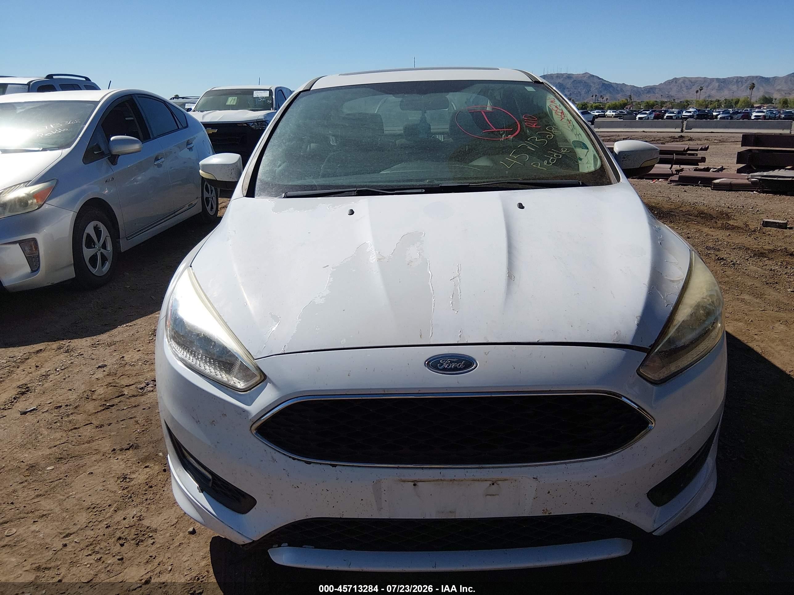 2015 Ford Focus Se White vin: 1FADP3F22FL382603