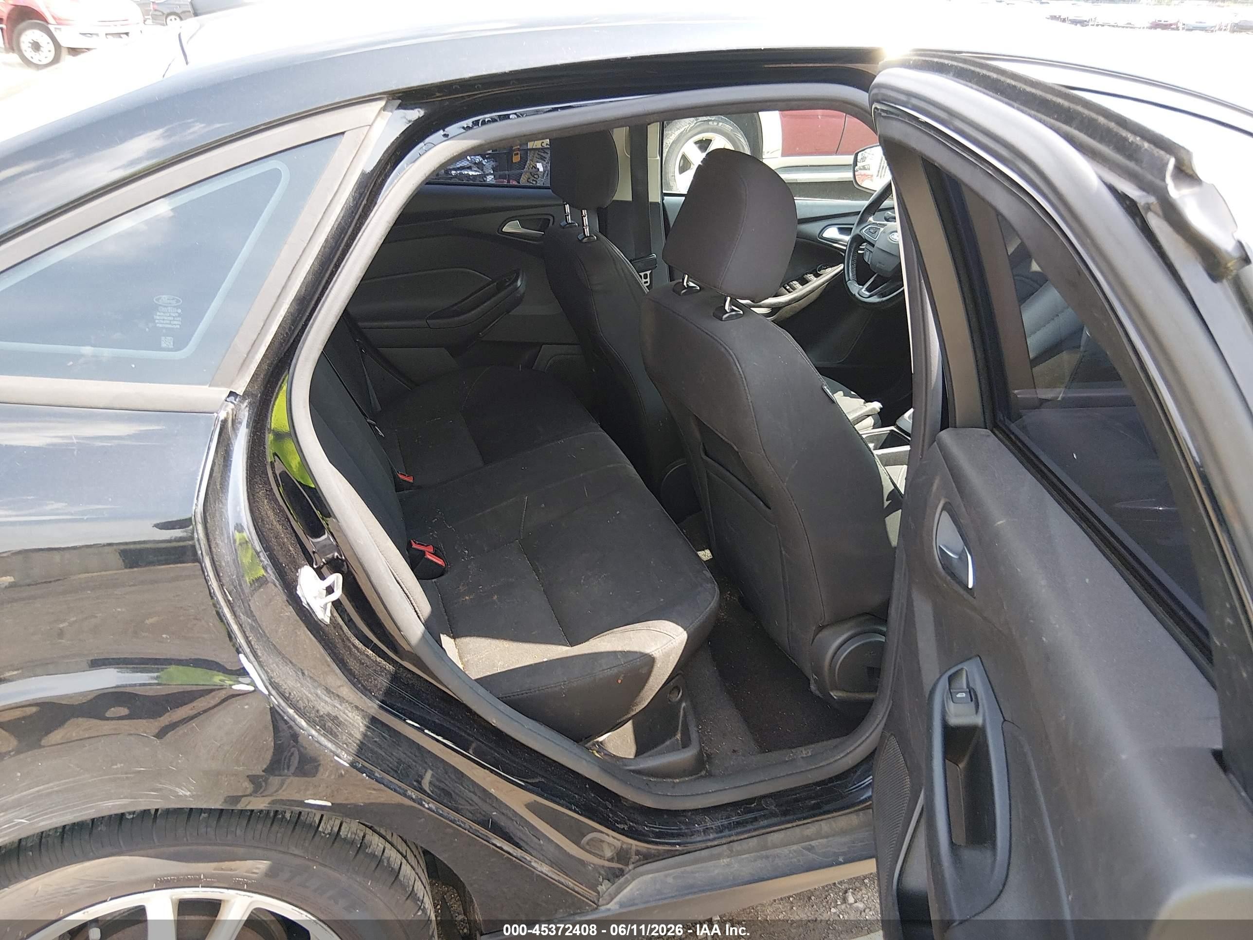 2016 Ford Focus Se Black vin: 1FADP3F22GL317994