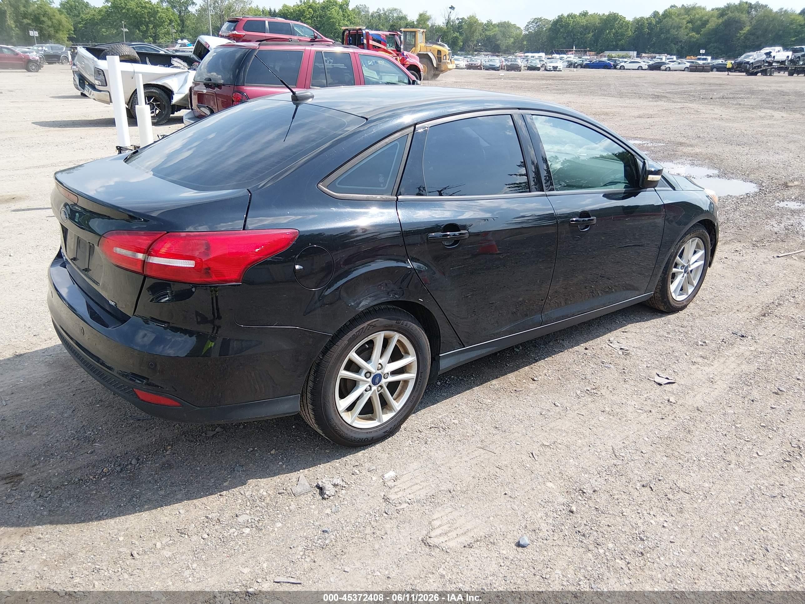 2016 Ford Focus Se Black vin: 1FADP3F22GL317994