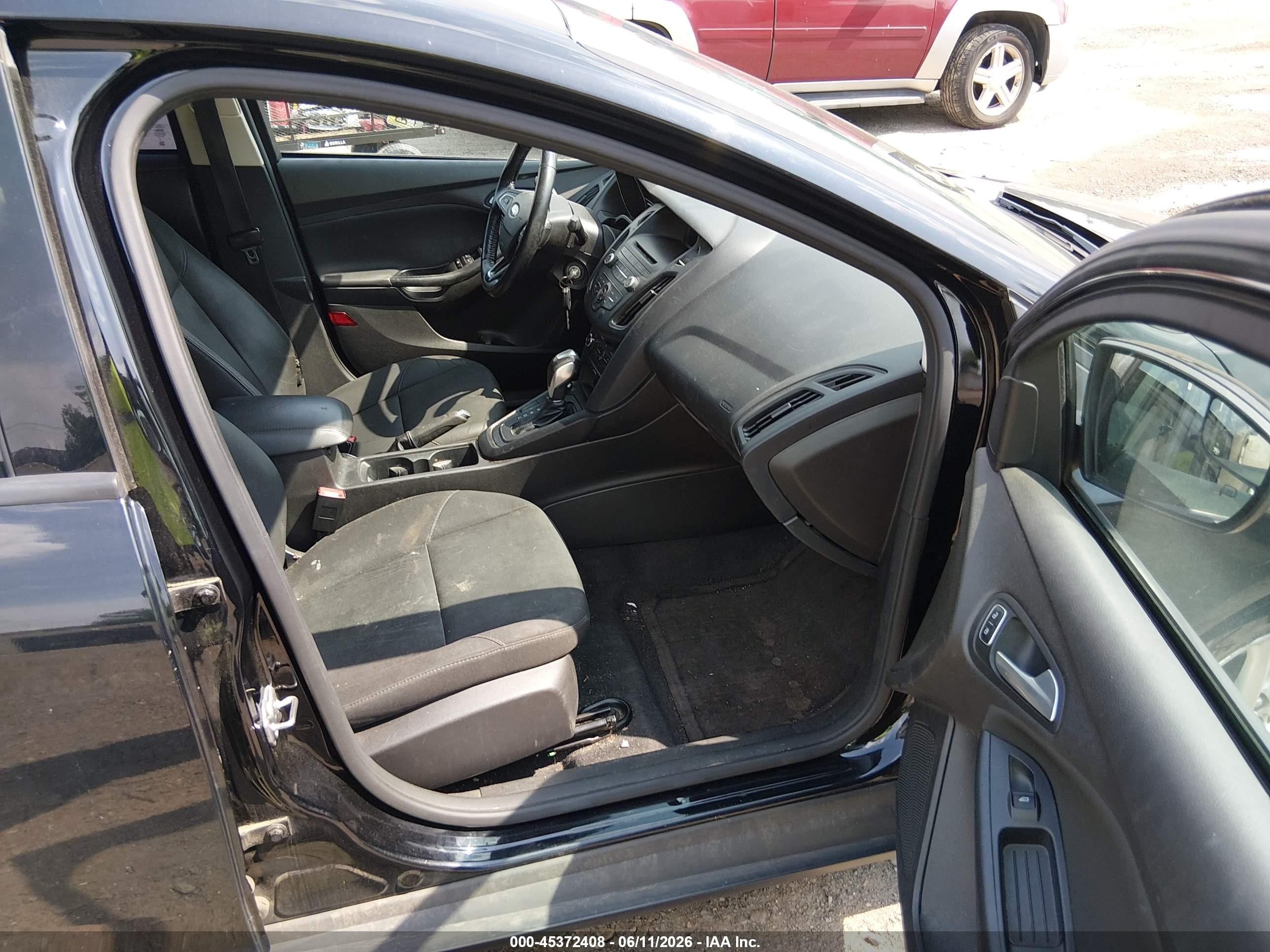 2016 Ford Focus Se Black vin: 1FADP3F22GL317994