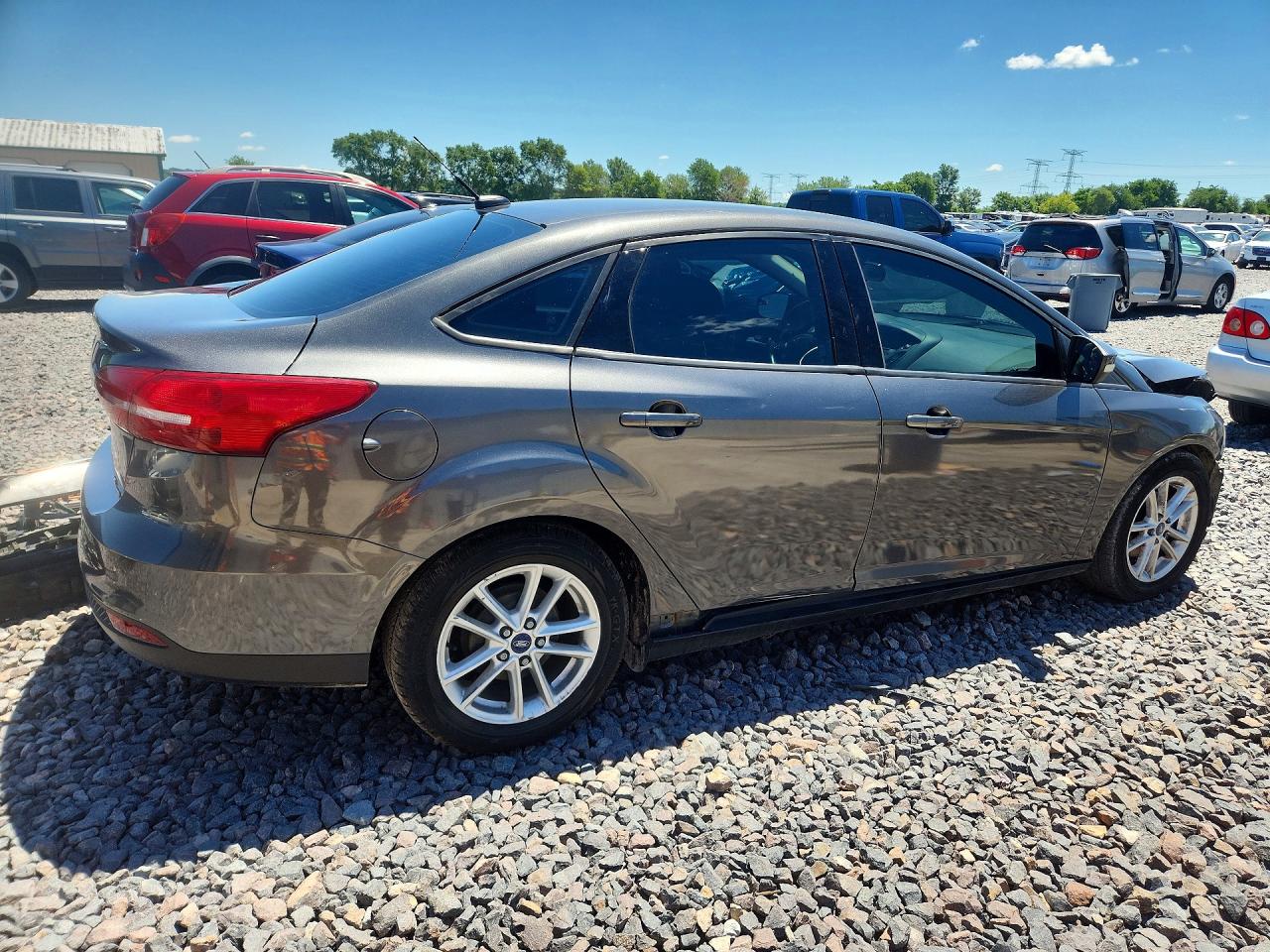 2016 Ford Focus Se Charcoal vin: 1FADP3F22GL403094