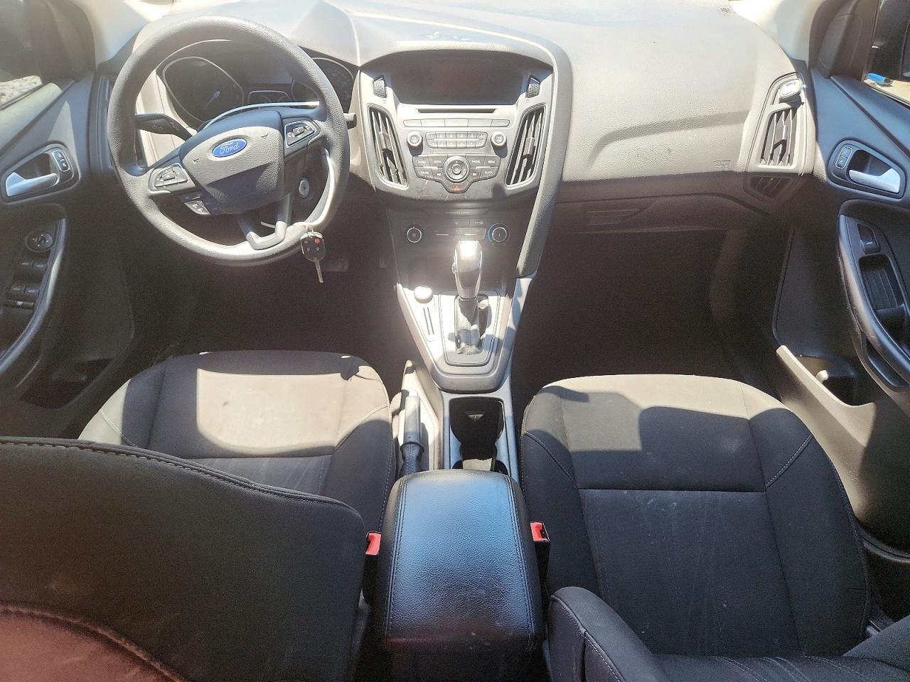 2016 Ford Focus Se Charcoal vin: 1FADP3F22GL403094