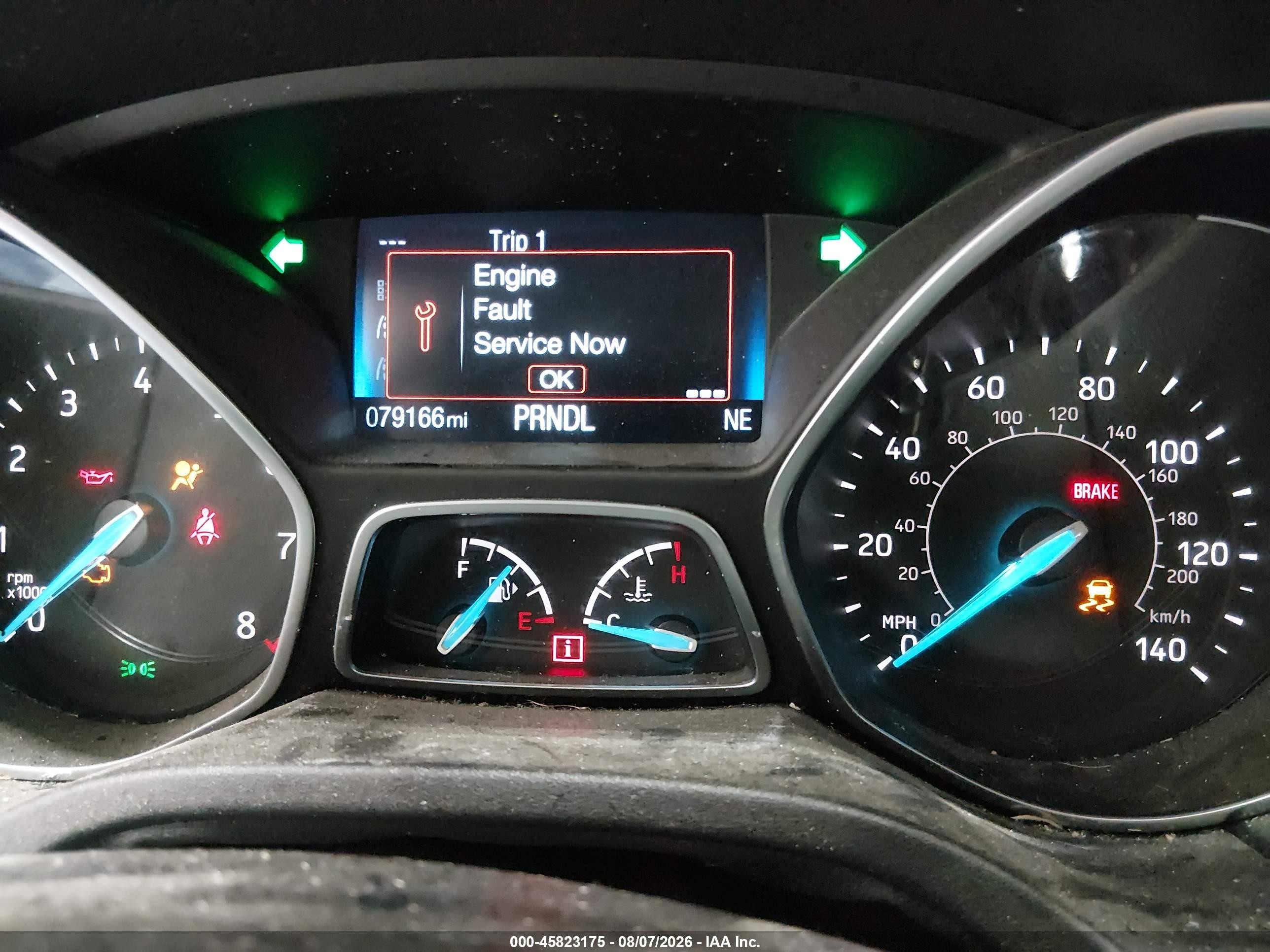 2018 Ford Focus Se Beige vin: 1FADP3F22JL279318