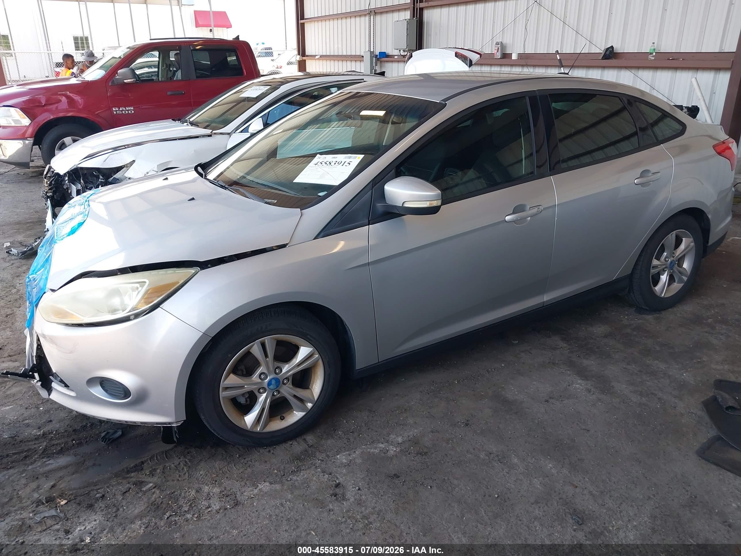 2013 Ford Focus Se Silver vin: 1FADP3F23DL111871