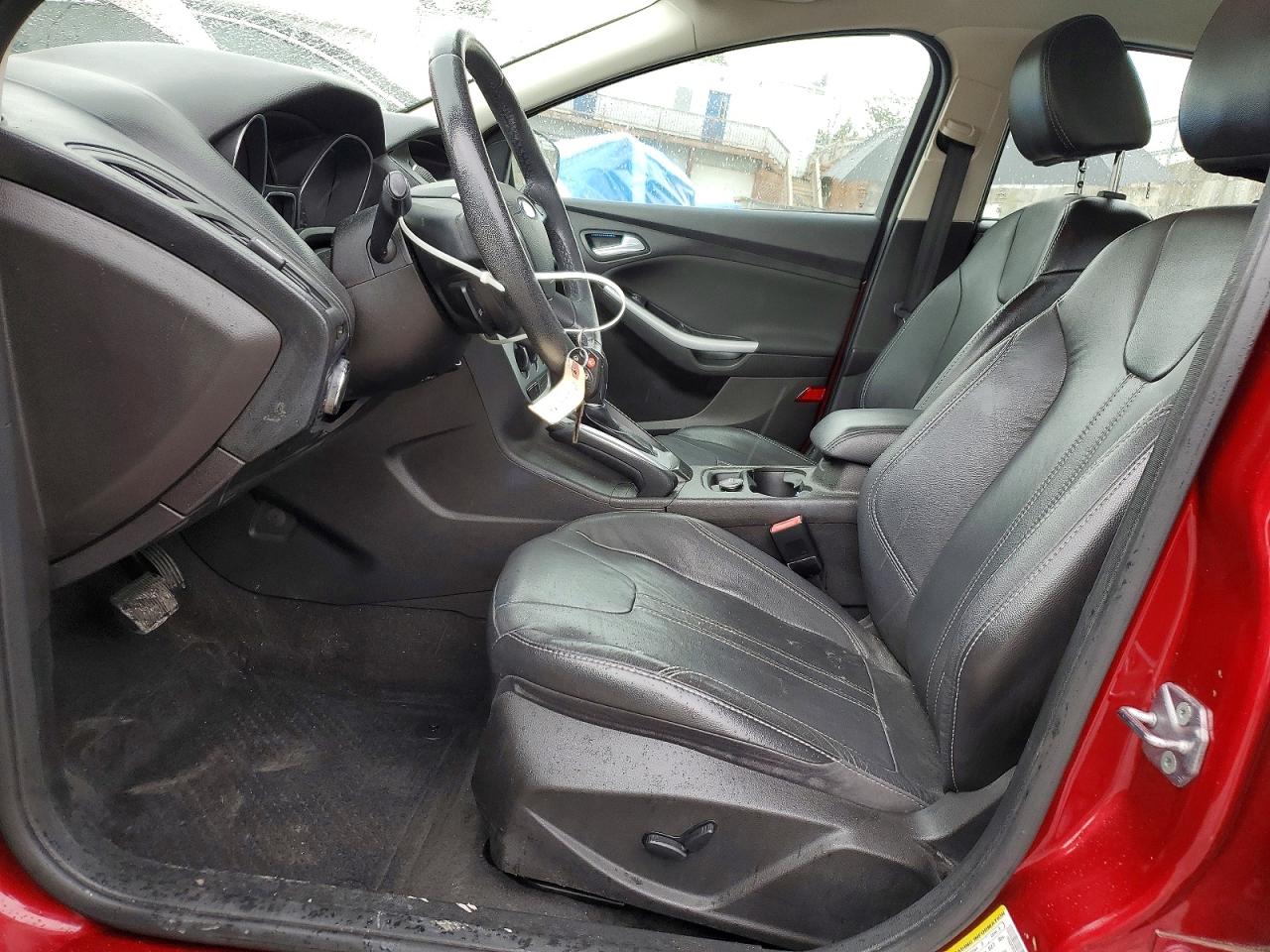 2013 Ford Focus Se Maroon vin: 1FADP3F23DL114088