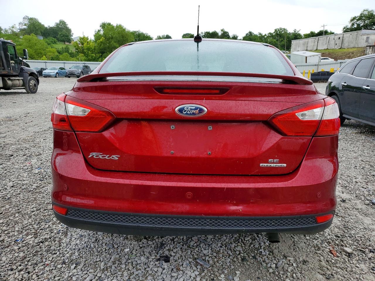2013 Ford Focus Se Maroon vin: 1FADP3F23DL114088