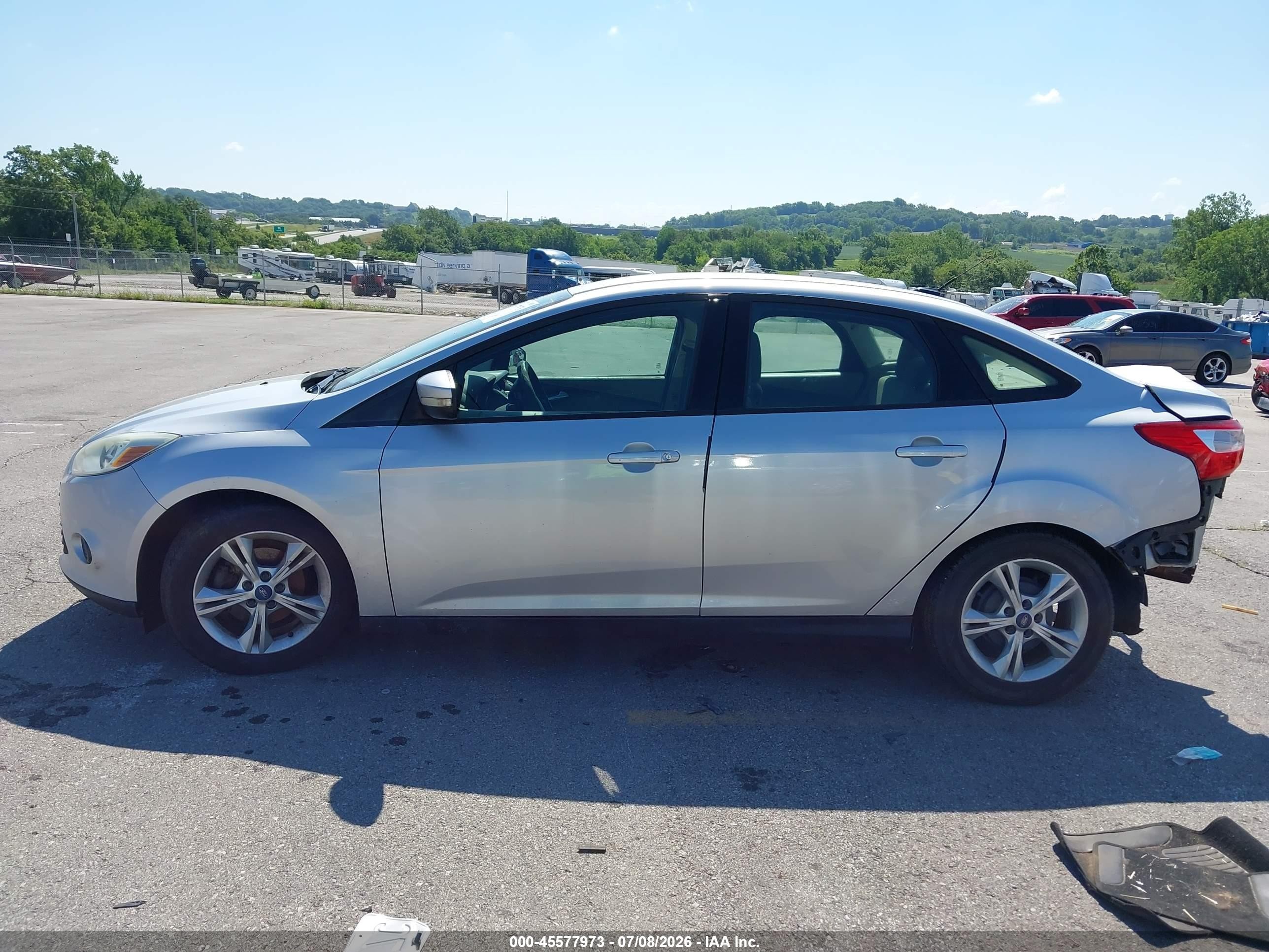 2013 Ford Focus Se Silver vin: 1FADP3F23DL125205
