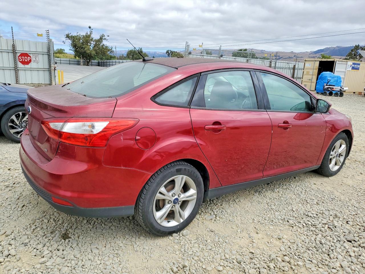 2013 Ford Focus Se Red vin: 1FADP3F23DL186053