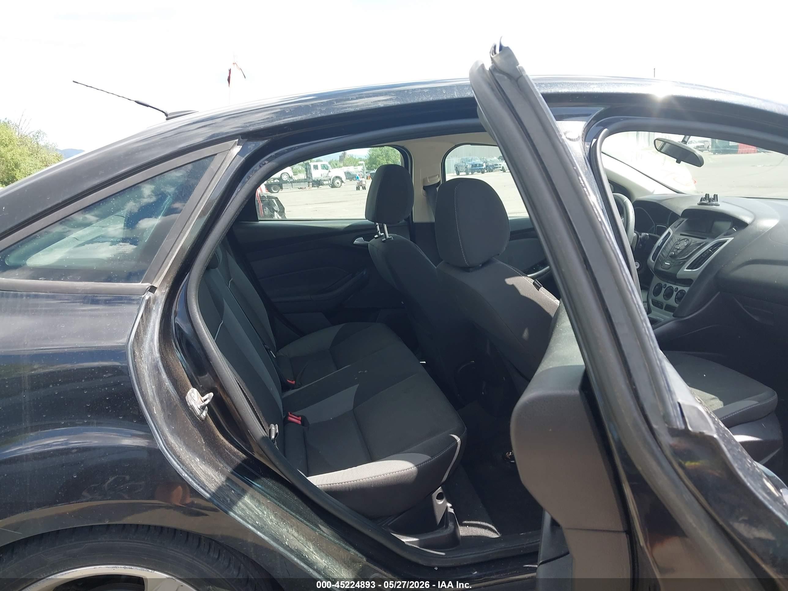 2013 Ford Focus Se Black vin: 1FADP3F23DL195058