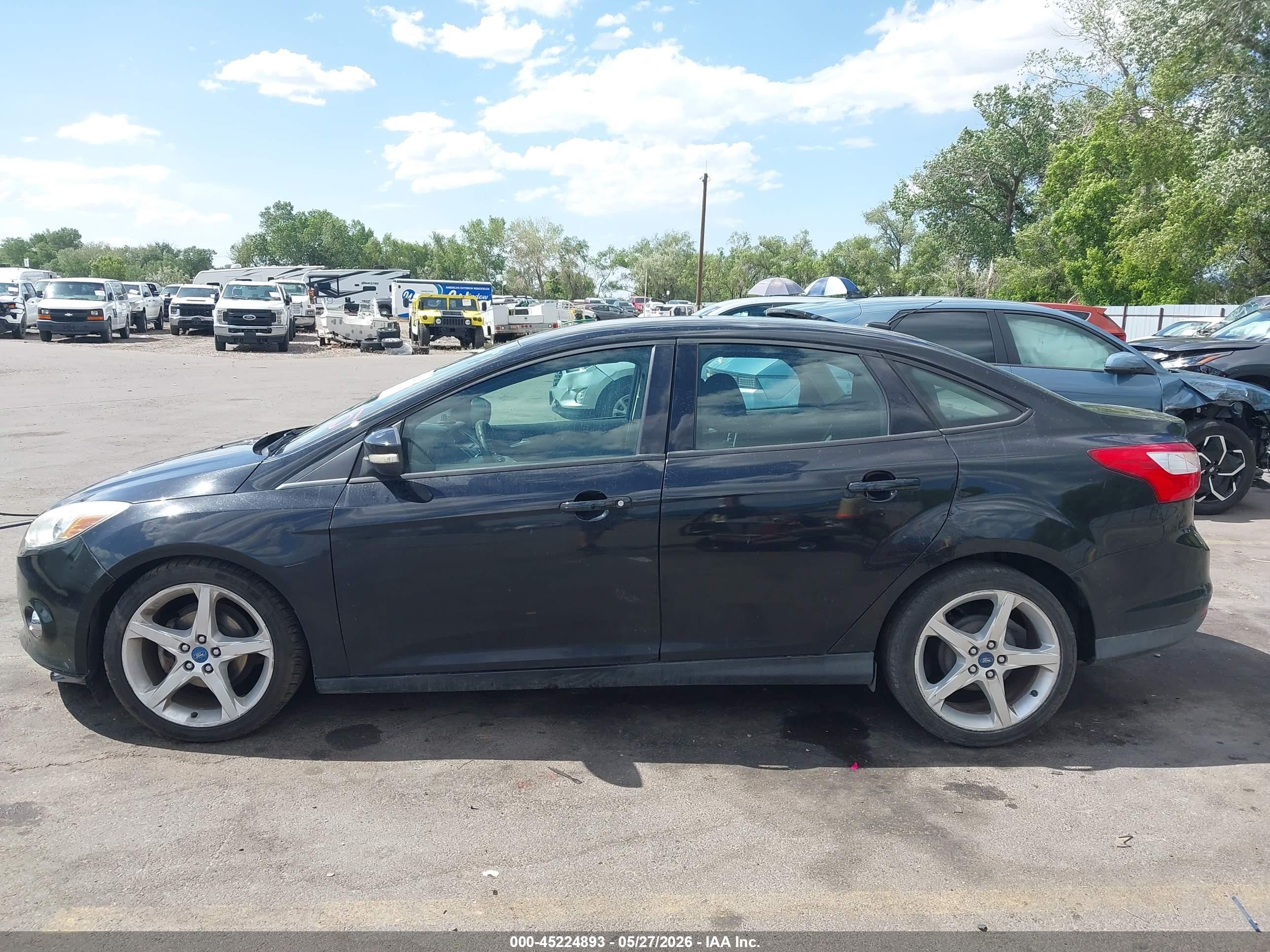 2013 Ford Focus Se Black vin: 1FADP3F23DL195058