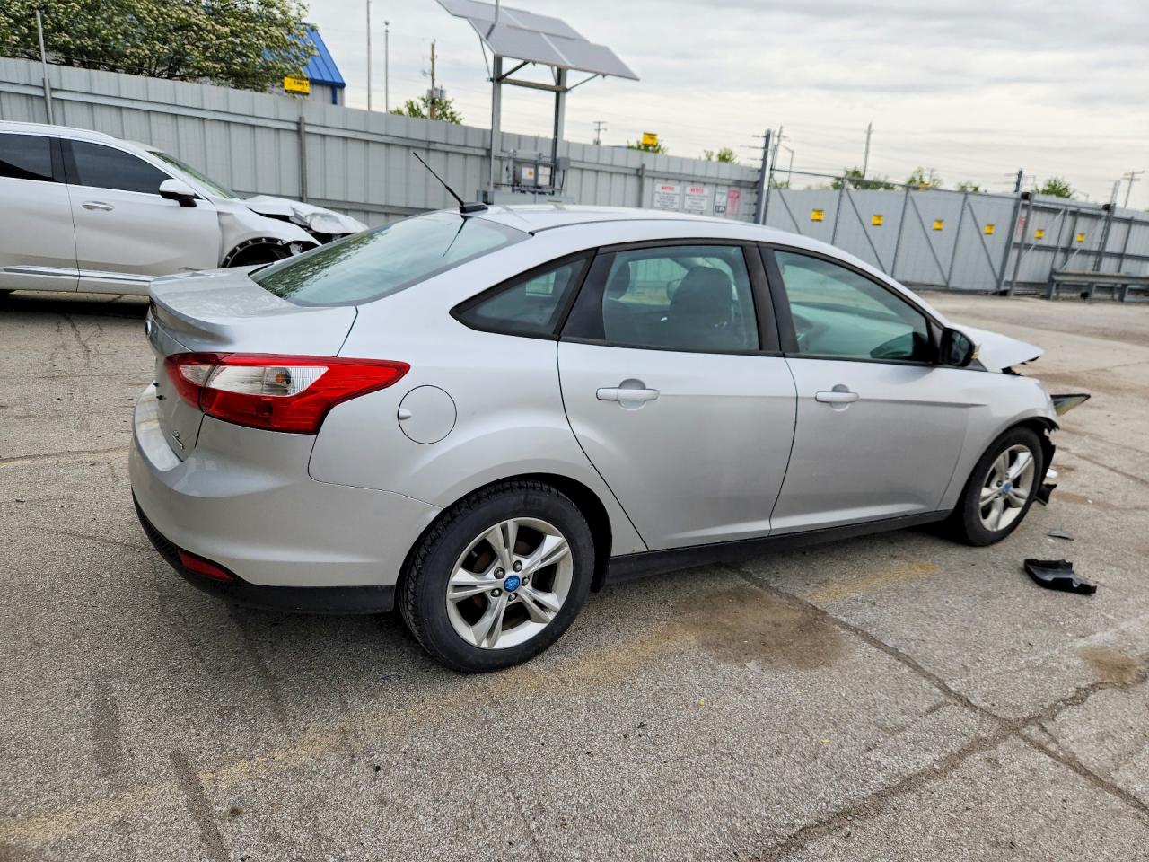 2013 Ford Focus Se Silver vin: 1FADP3F23DL209248