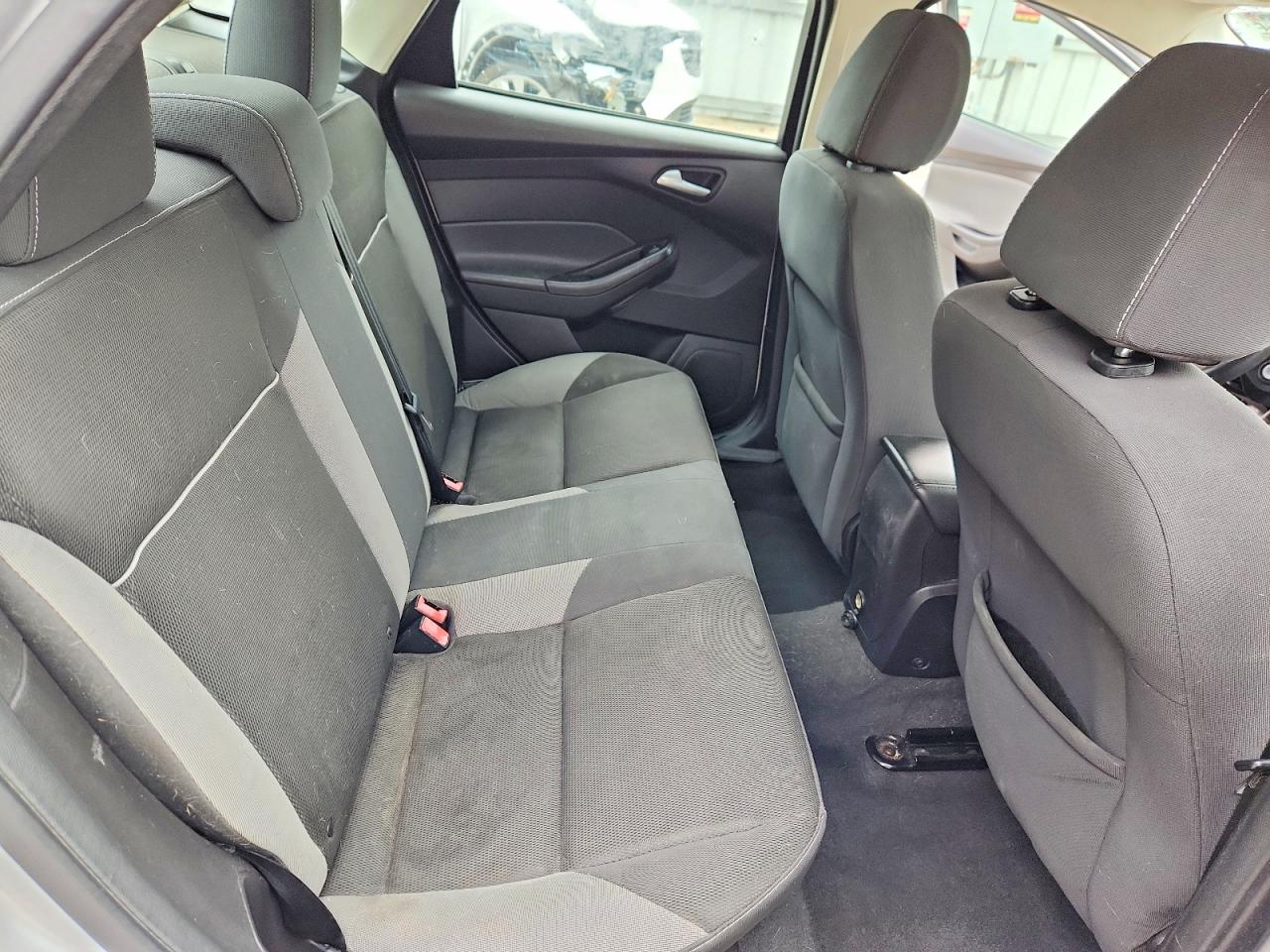 2013 Ford Focus Se Silver vin: 1FADP3F23DL209248