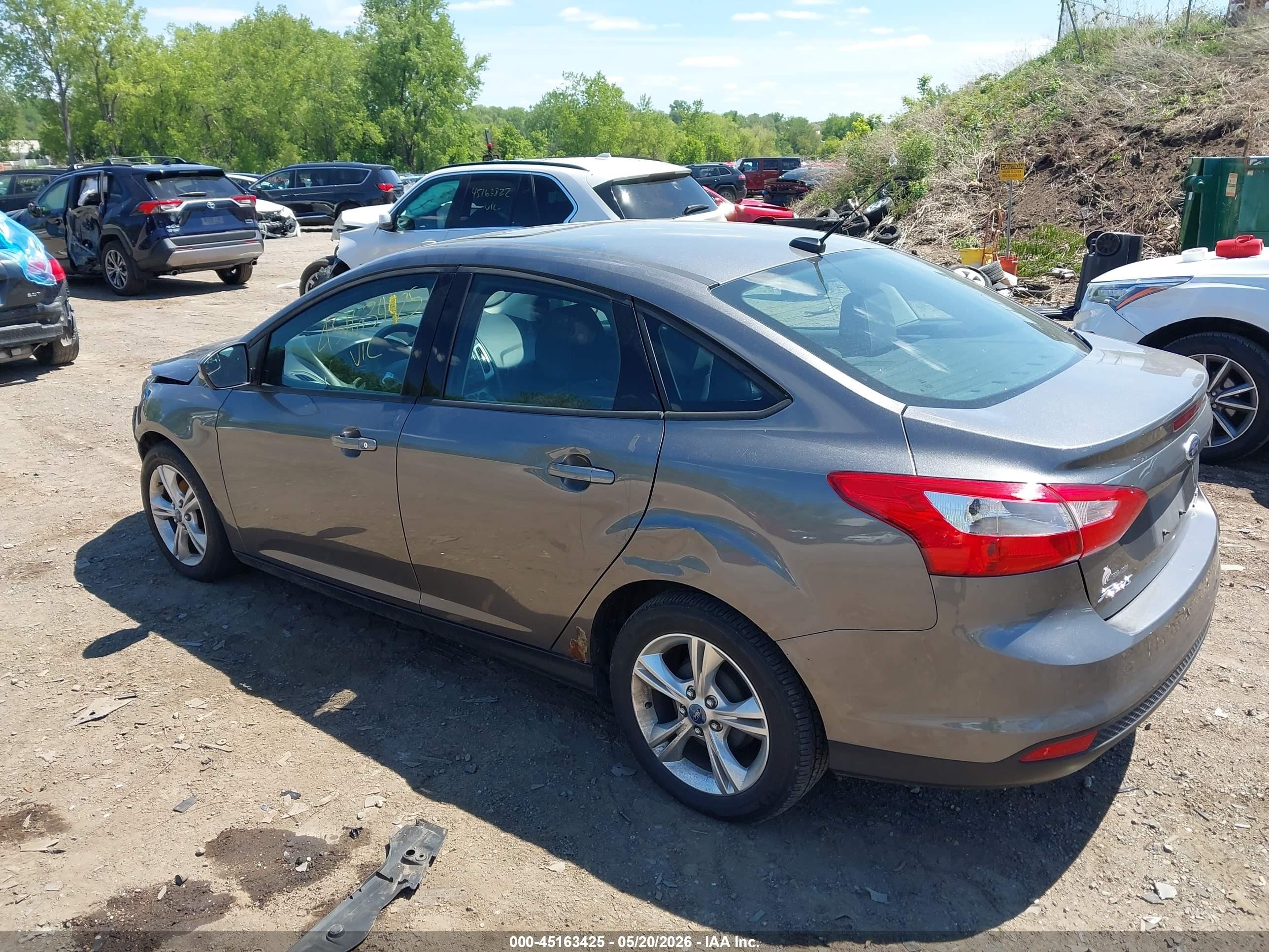 2013 Ford Focus Se Gray vin: 1FADP3F23DL290252