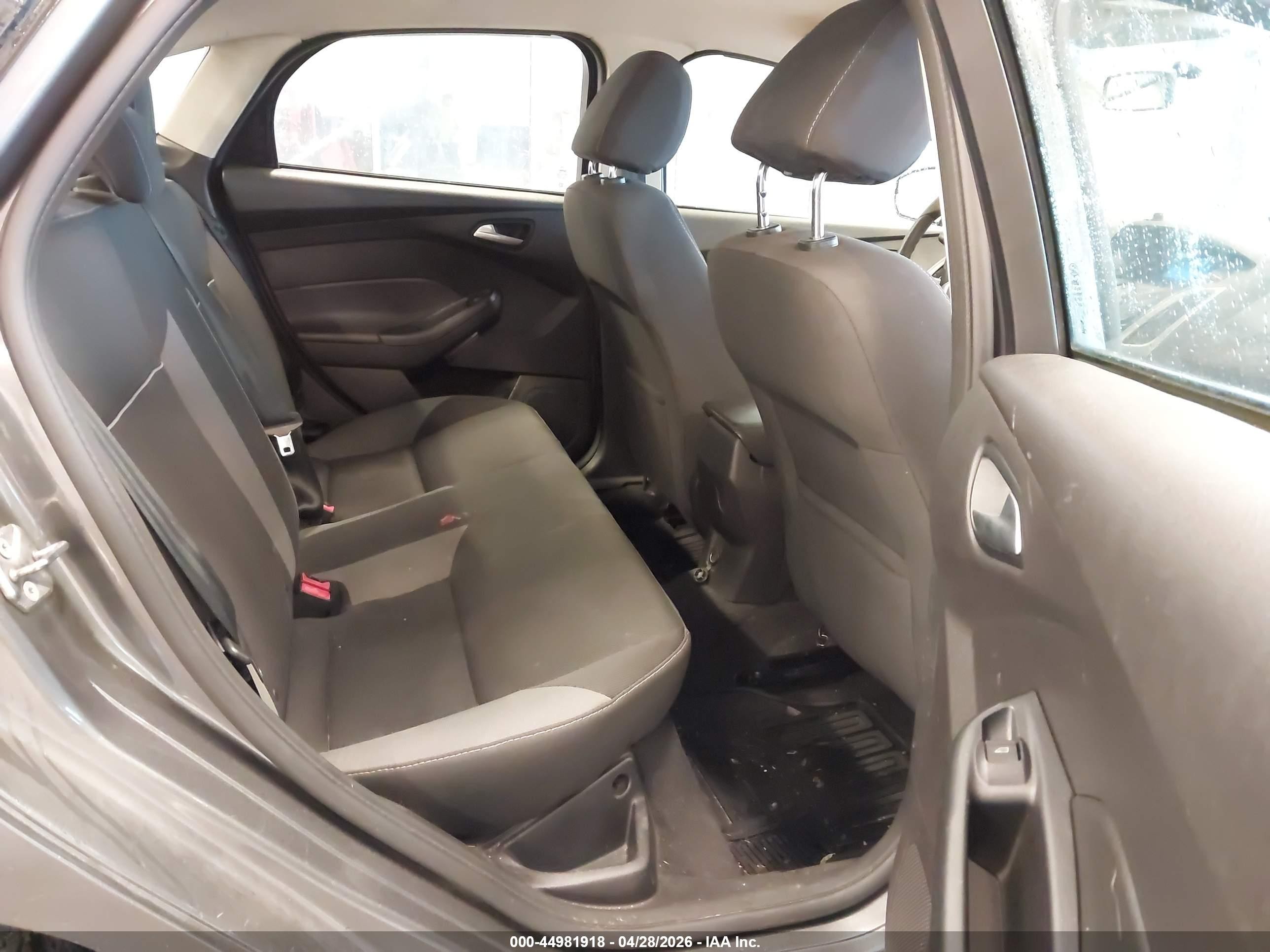 2013 Ford Focus Se Gray vin: 1FADP3F23DL300715