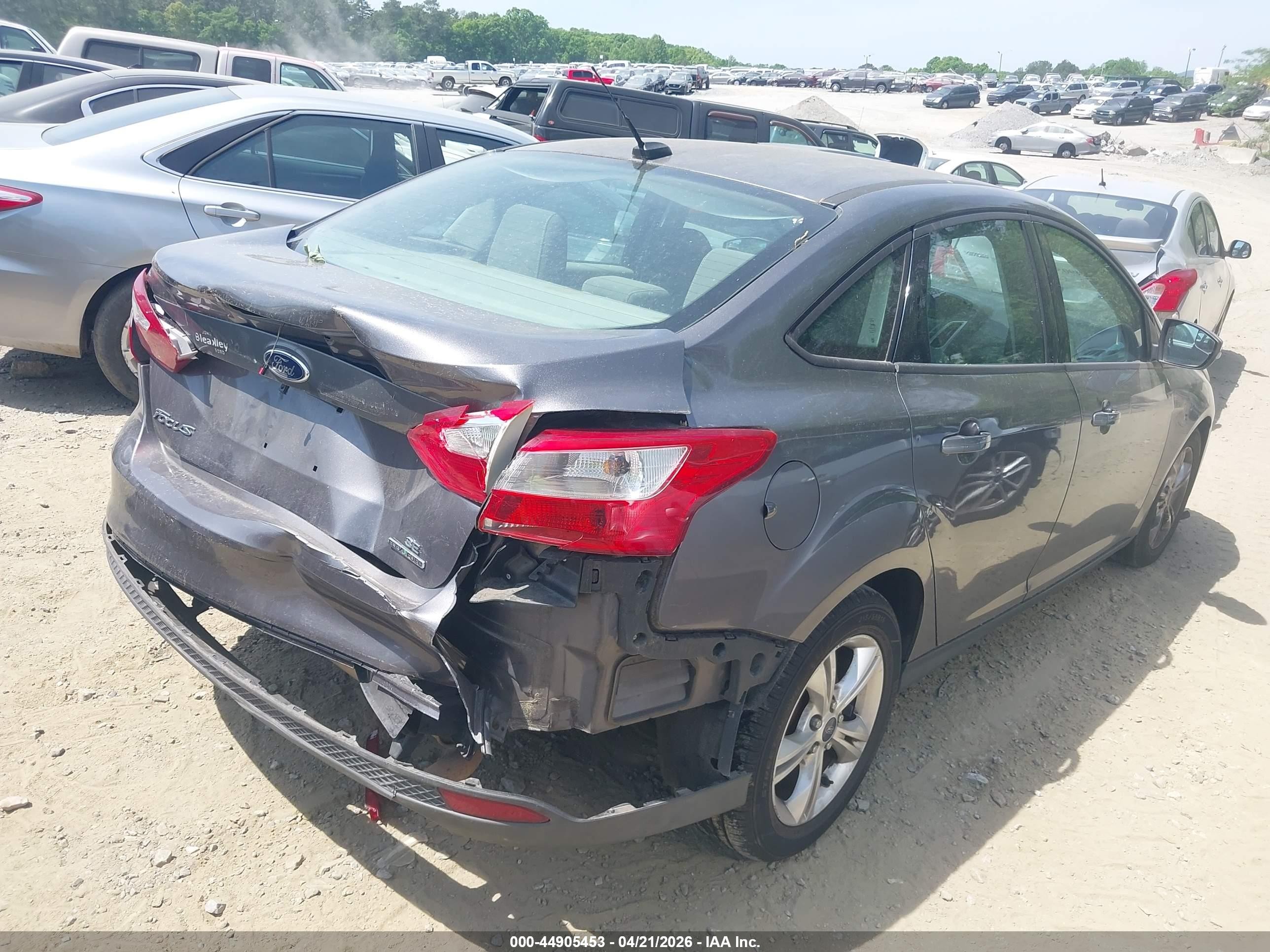 2013 Ford Focus Se Gray vin: 1FADP3F23DL330698