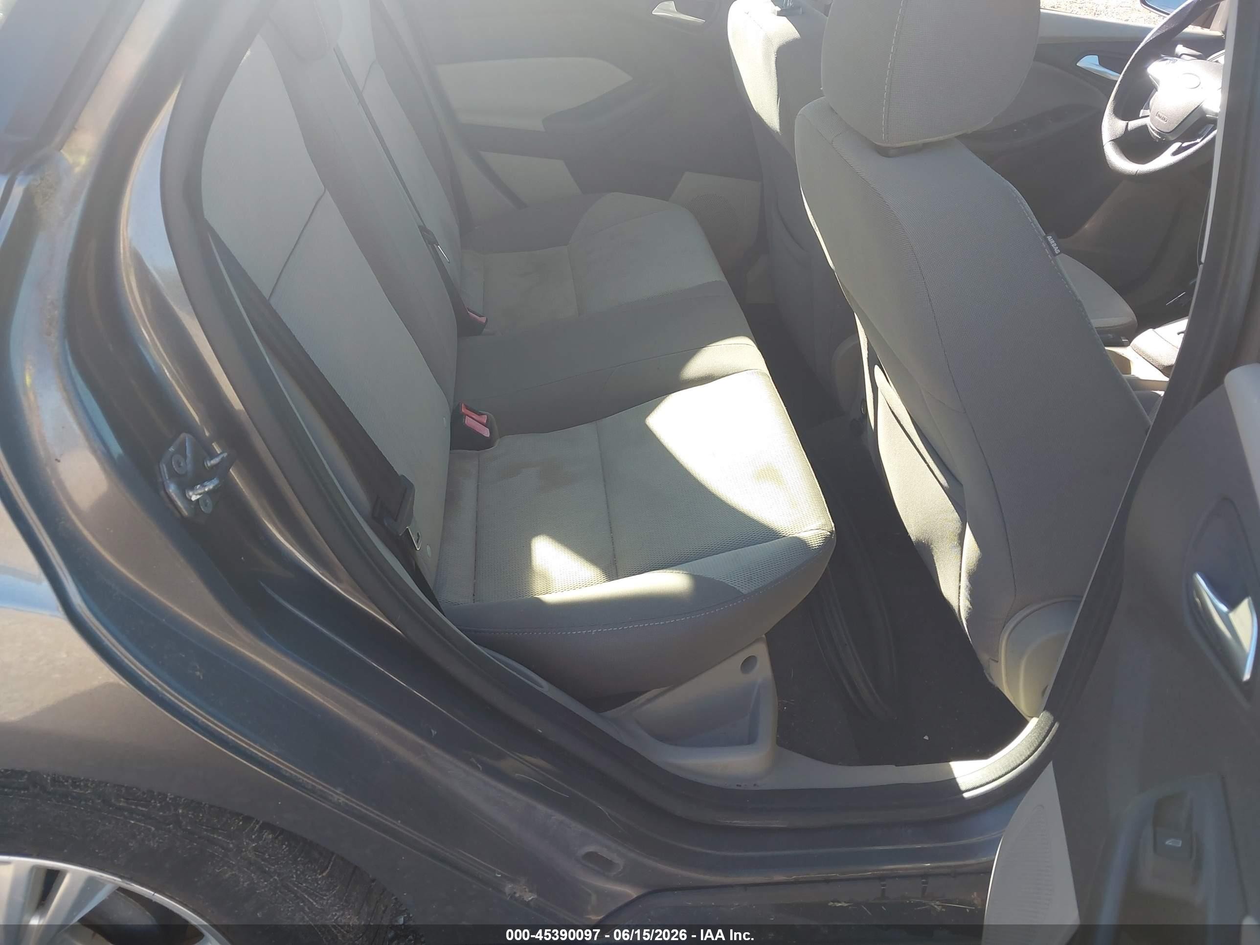 2013 Ford Focus Se Gray vin: 1FADP3F23DL333617