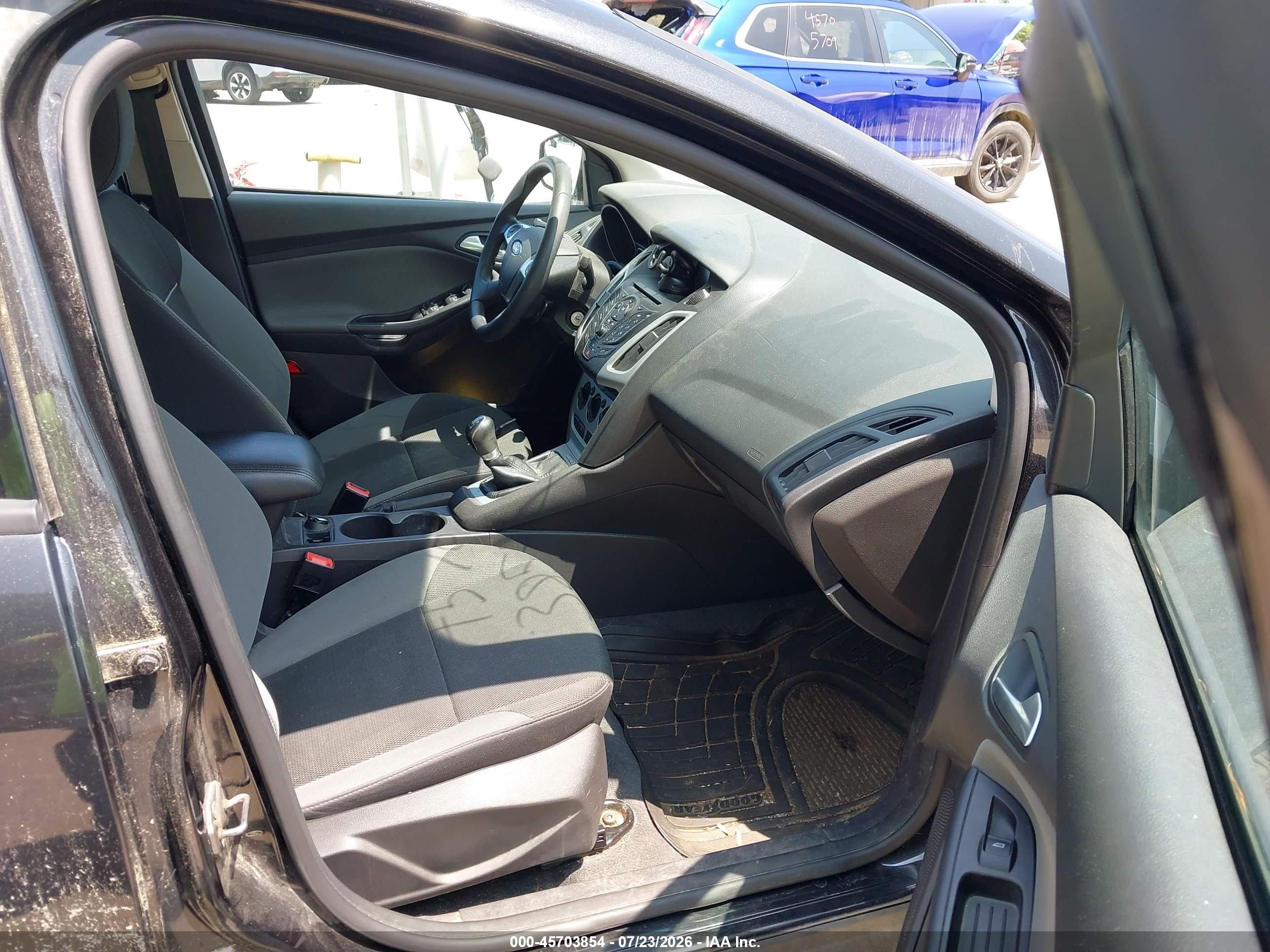 2013 Ford Focus Se Black vin: 1FADP3F23DL367931