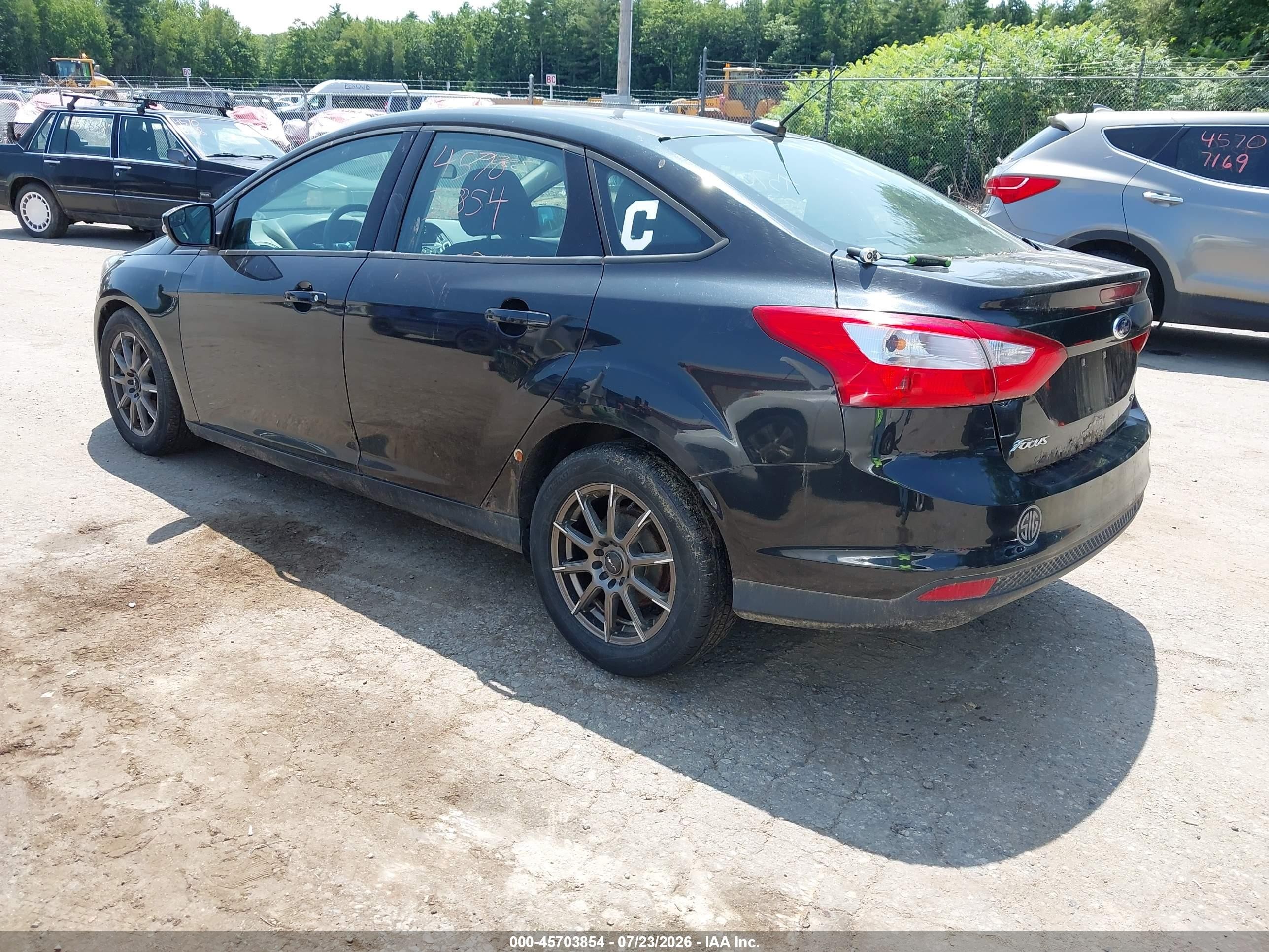 2013 Ford Focus Se Black vin: 1FADP3F23DL367931