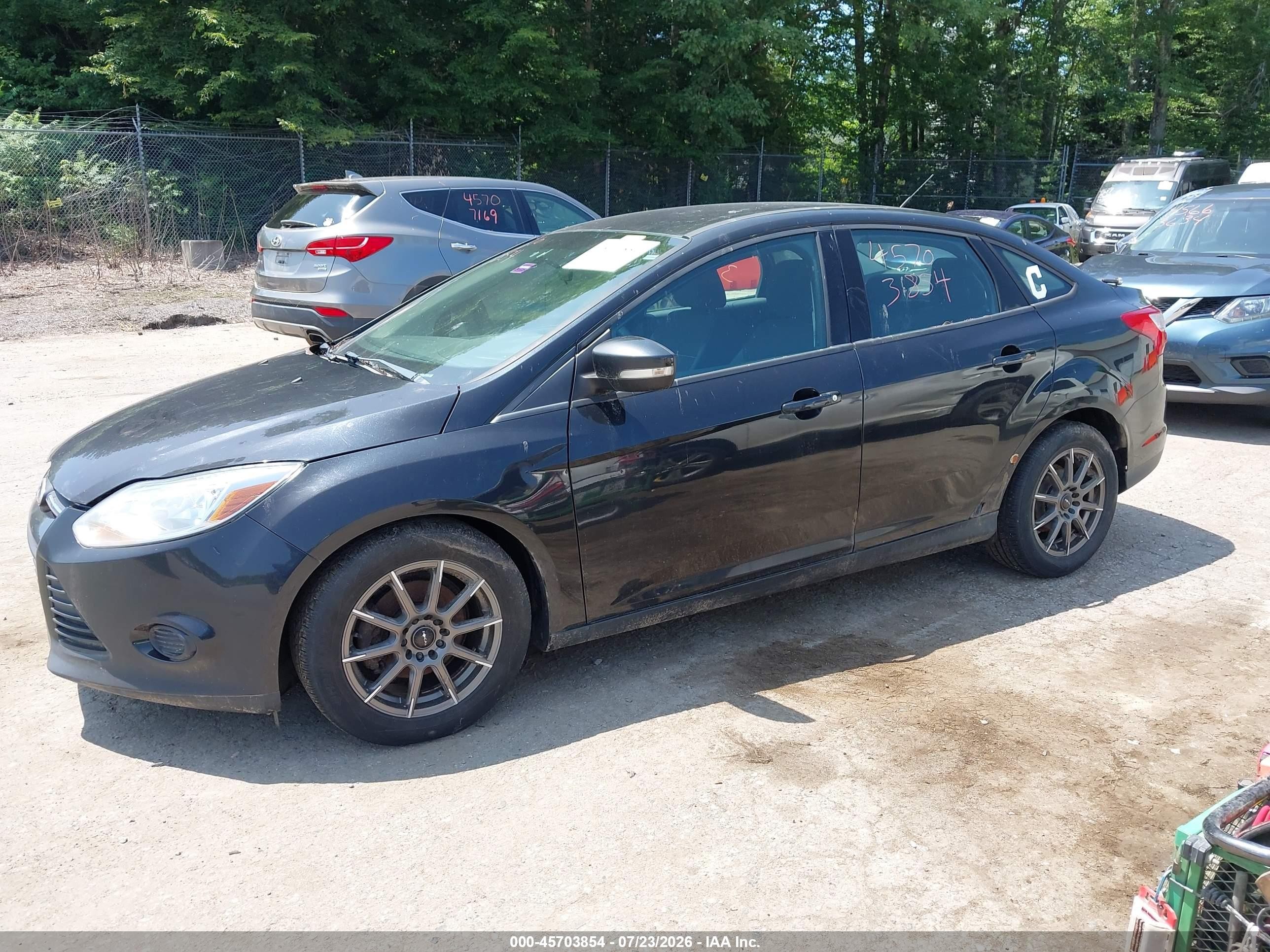 2013 Ford Focus Se Black vin: 1FADP3F23DL367931