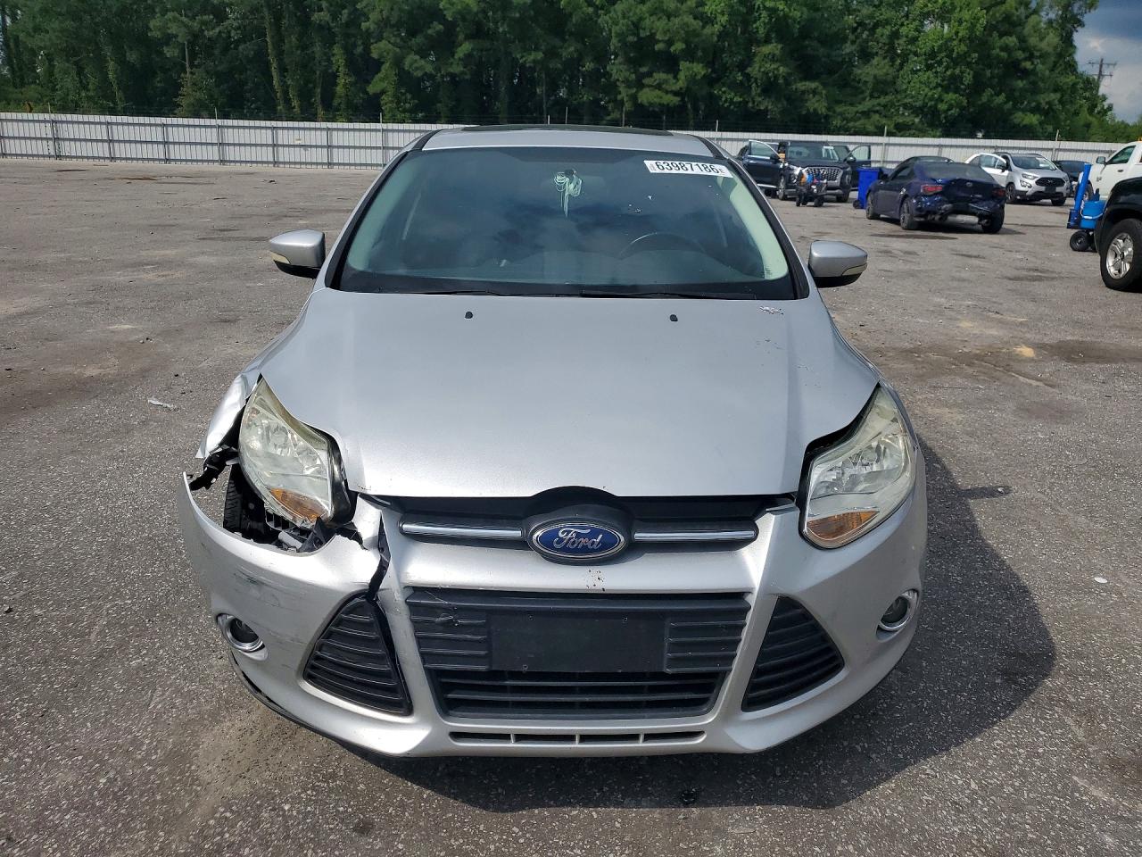 2014 Ford Focus Se Silver vin: 1FADP3F23EL102346